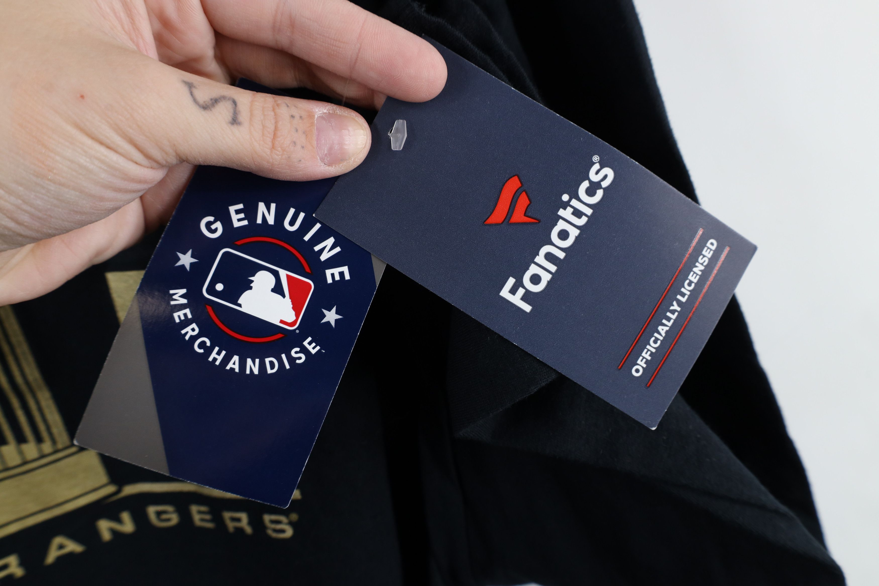 Vintage New Fanatics Series Champs Texas Rangers Long Sleeve T-Shirt Size US M / EU 48-50 / 2 - 7 Thumbnail