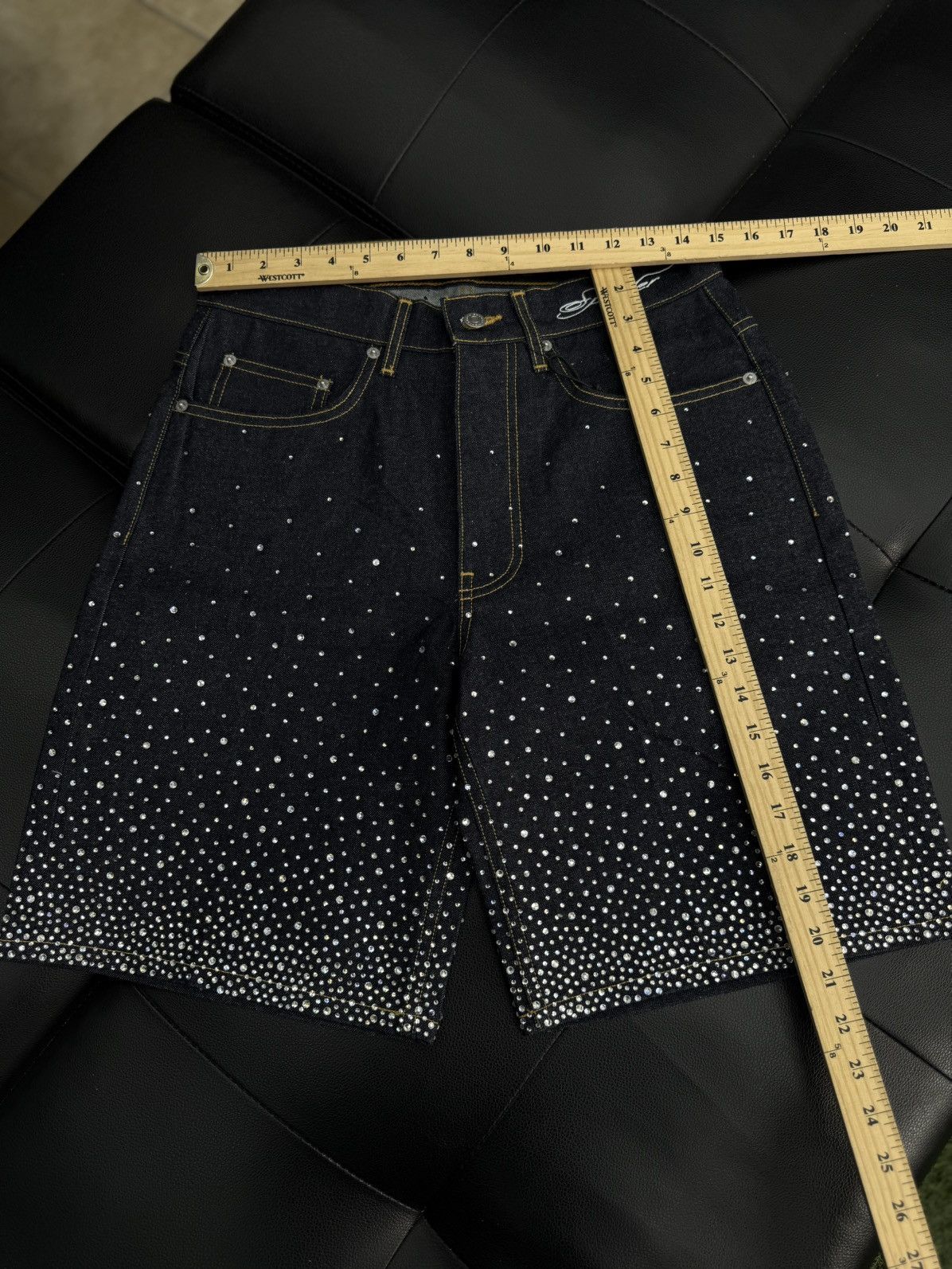 Sp5der Sp5der Rhinestone Crystal Jean Shorts Size (28) NEW Size US 28 / EU 44 - 6 Thumbnail
