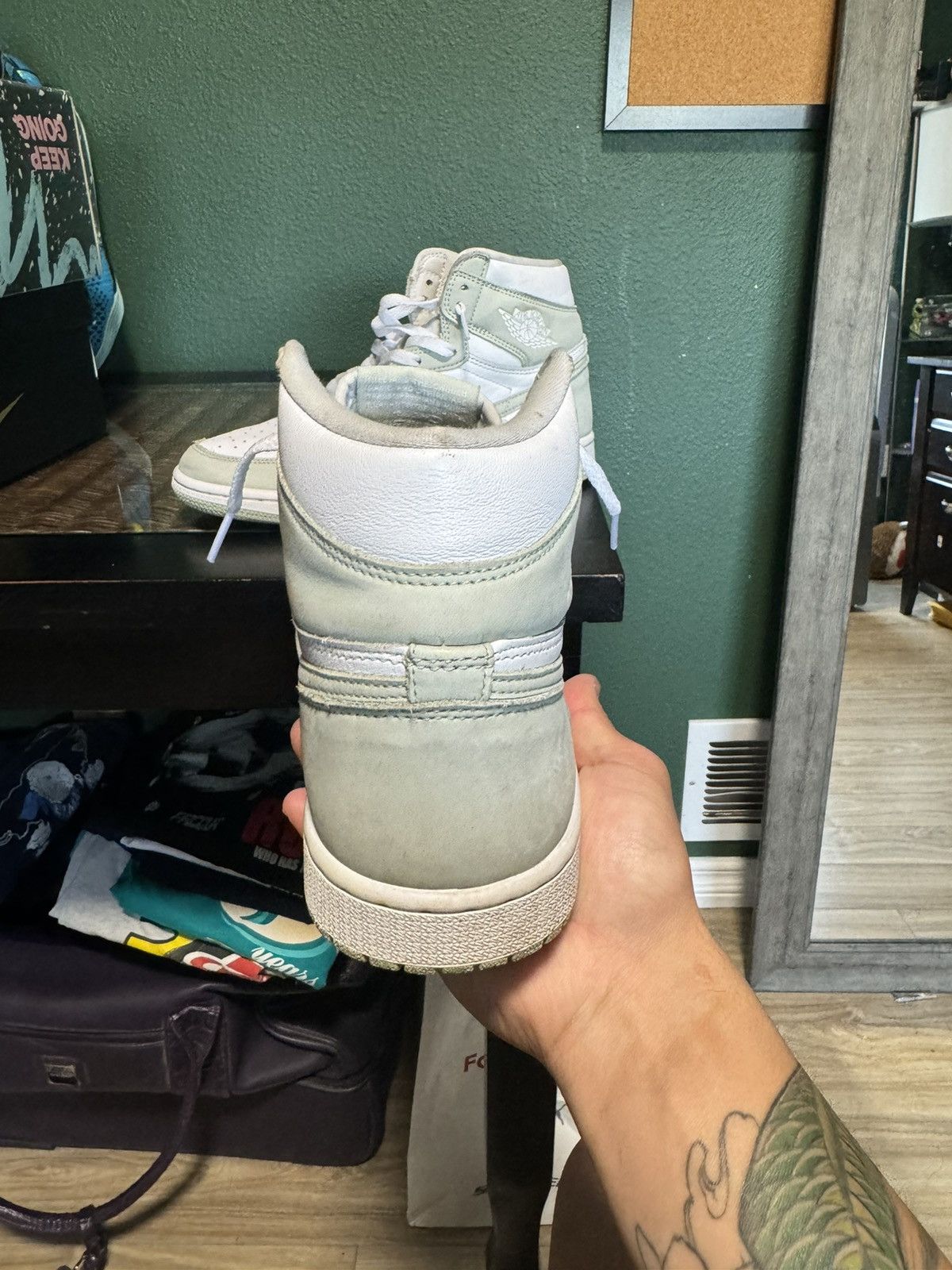 Jordan Brand × Nike WMNS Jordan 1 ‘Sea foam’ 2021 Size US 7.5 / EU 40-41 - 12 Thumbnail