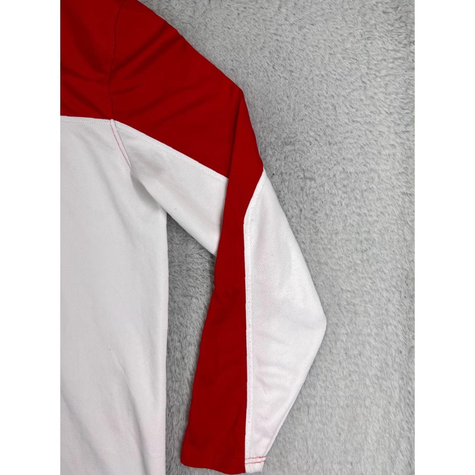 Under Armour Under Armour Shirt XL Red White Long Sleeve 1/4 Zip Logo Athletic Sports Mens Size US XL / EU 56 / 4 - 2 Thumbnail