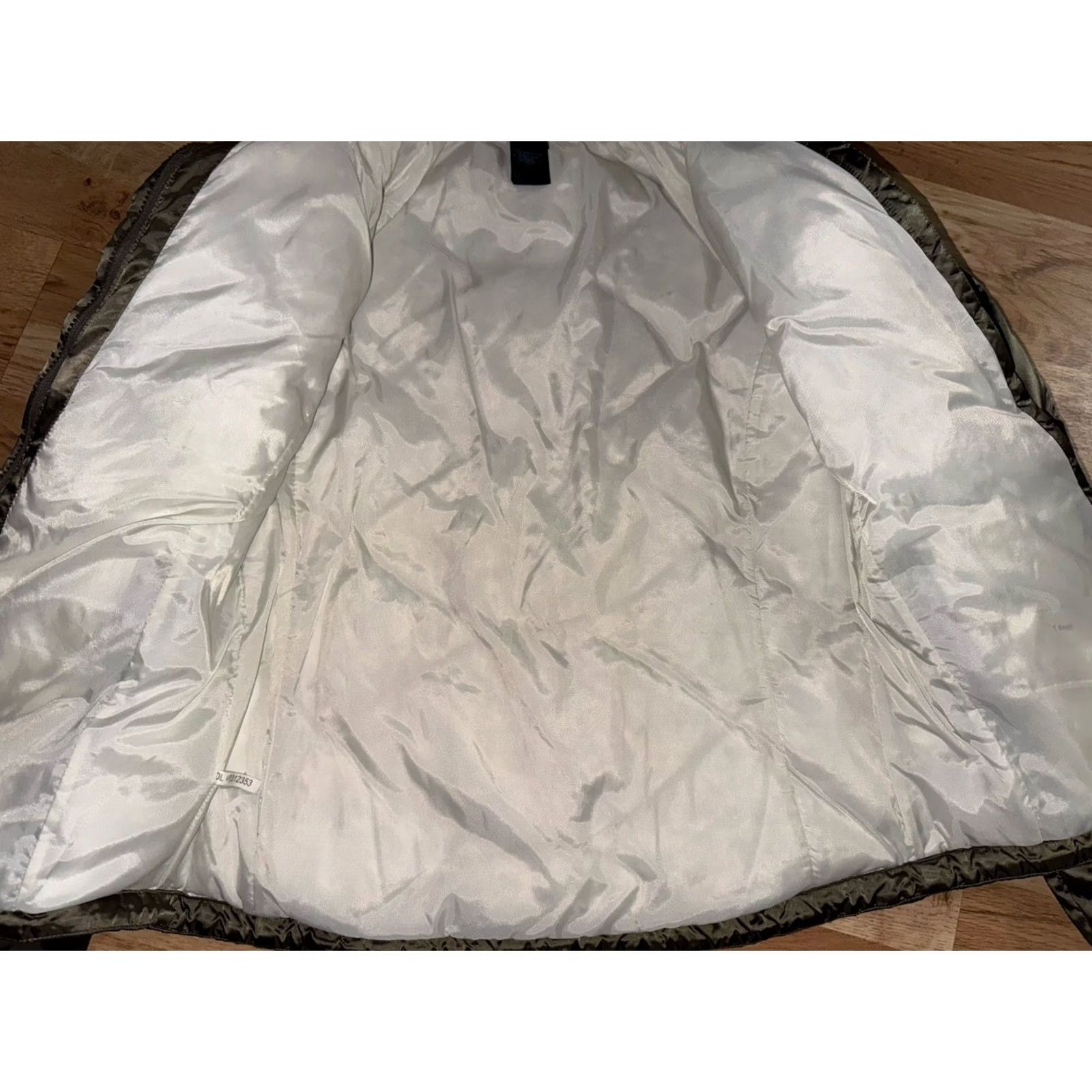 The North Face The North Face Jacket Women’s 550 Down Puffer Quilted Jacket Gold Size Medium Size M / US 6-8 / IT 42-44 - 3 Thumbnail