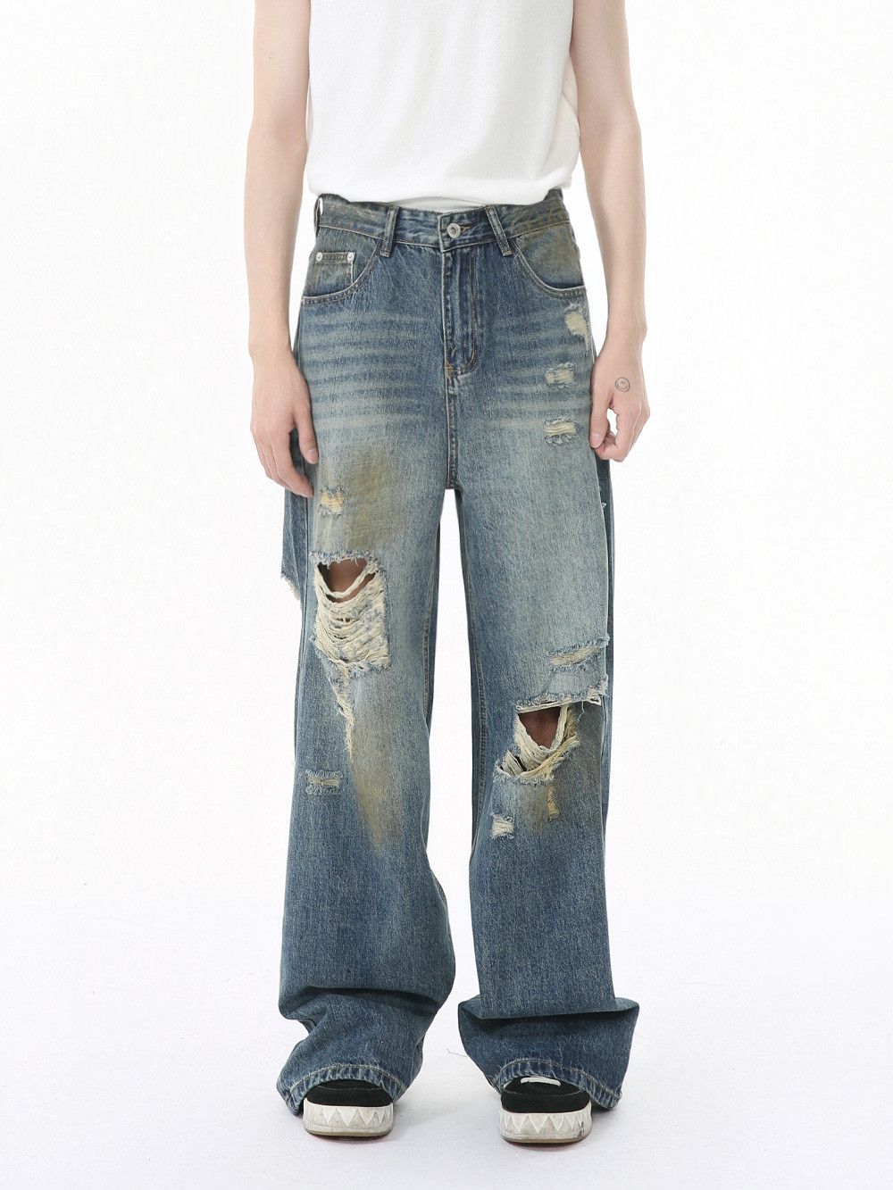 Vintage Men's American-Style Distressed Vintage Wide-Leg Jeans Size US 32 / EU 48 - 1 Thumbnail