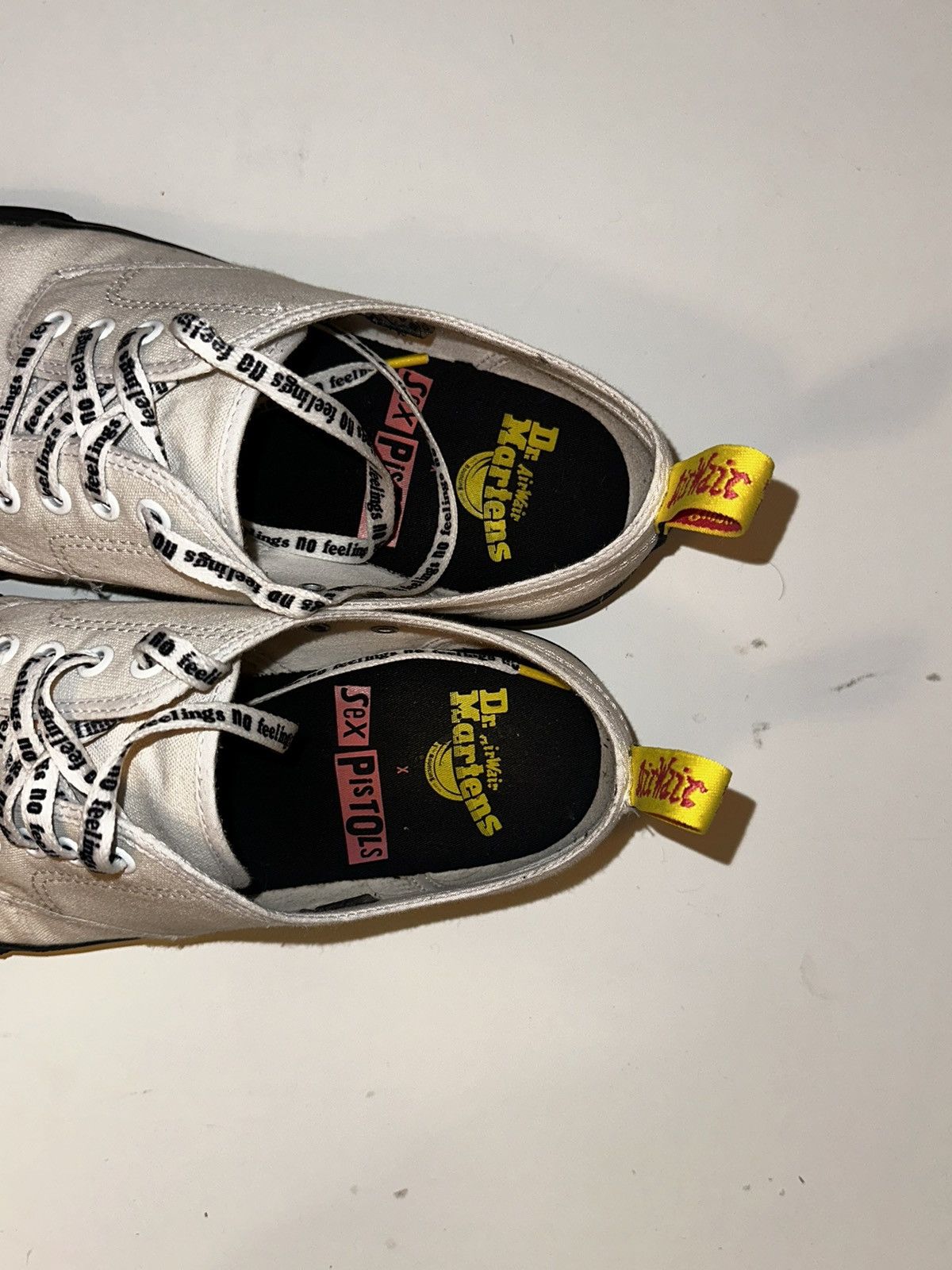 Dr. Martens Dr. Martens x Sex Pistol Low Top Sneaker White Size US 10 / EU 43 - 3 Thumbnail