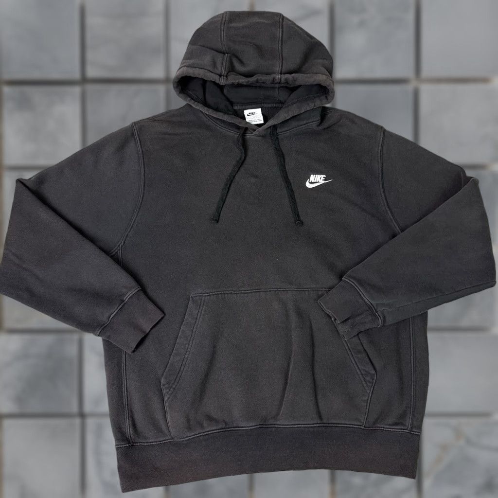 Nike VINTAGE Nike Hoodie Adult L Black Embroidered Logo Swoosh Distressed Essential Graphic Print Hooded Pockets Mens Size US L / EU 52-54 / 3 - 1 Thumbnail