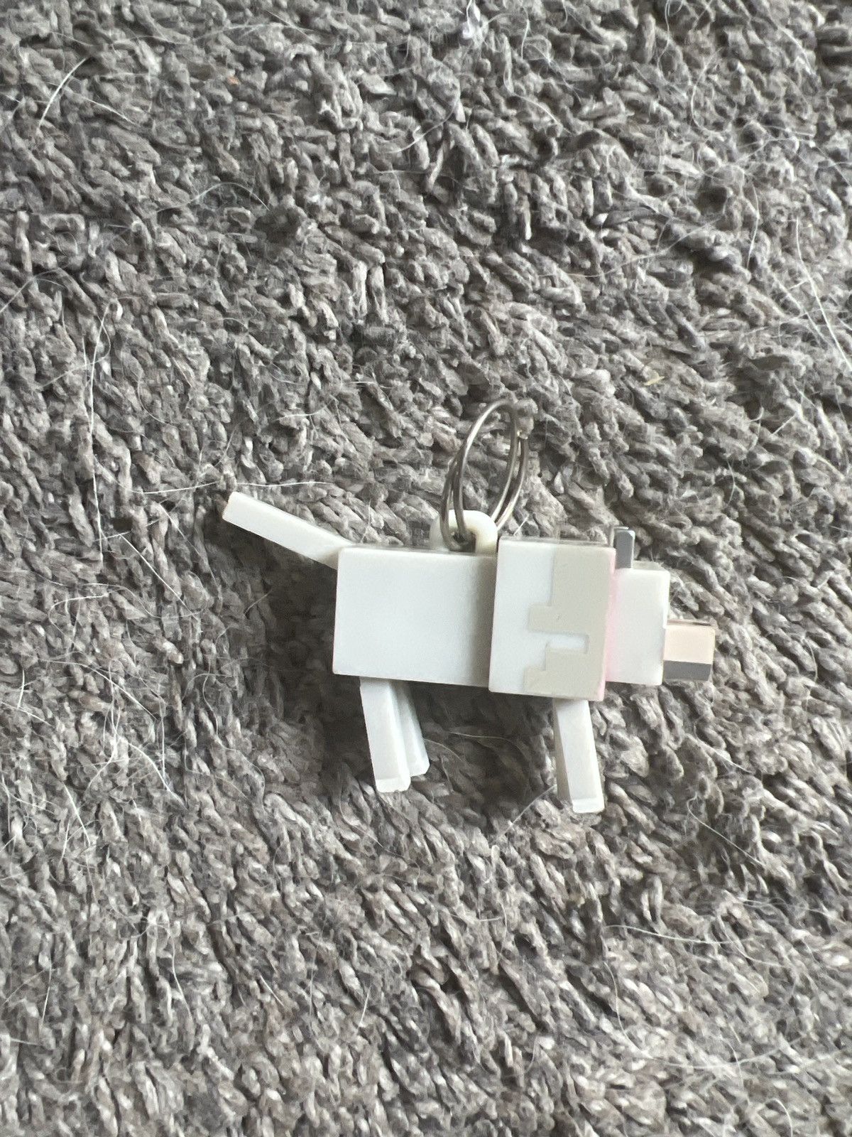 Hypebeast Minecraft Wolf Keychain Size ONE SIZE - 2 Thumbnail