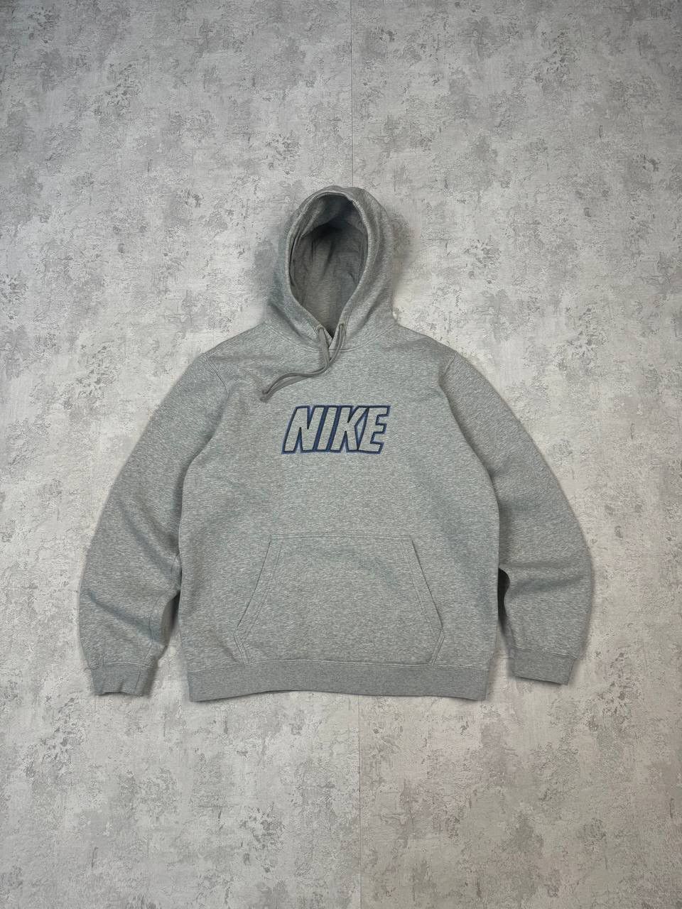 Nike Vintage Nike Gray Hoodie Embroidered Logo Size L Size US L / EU 52-54 / 3 - 1 Thumbnail