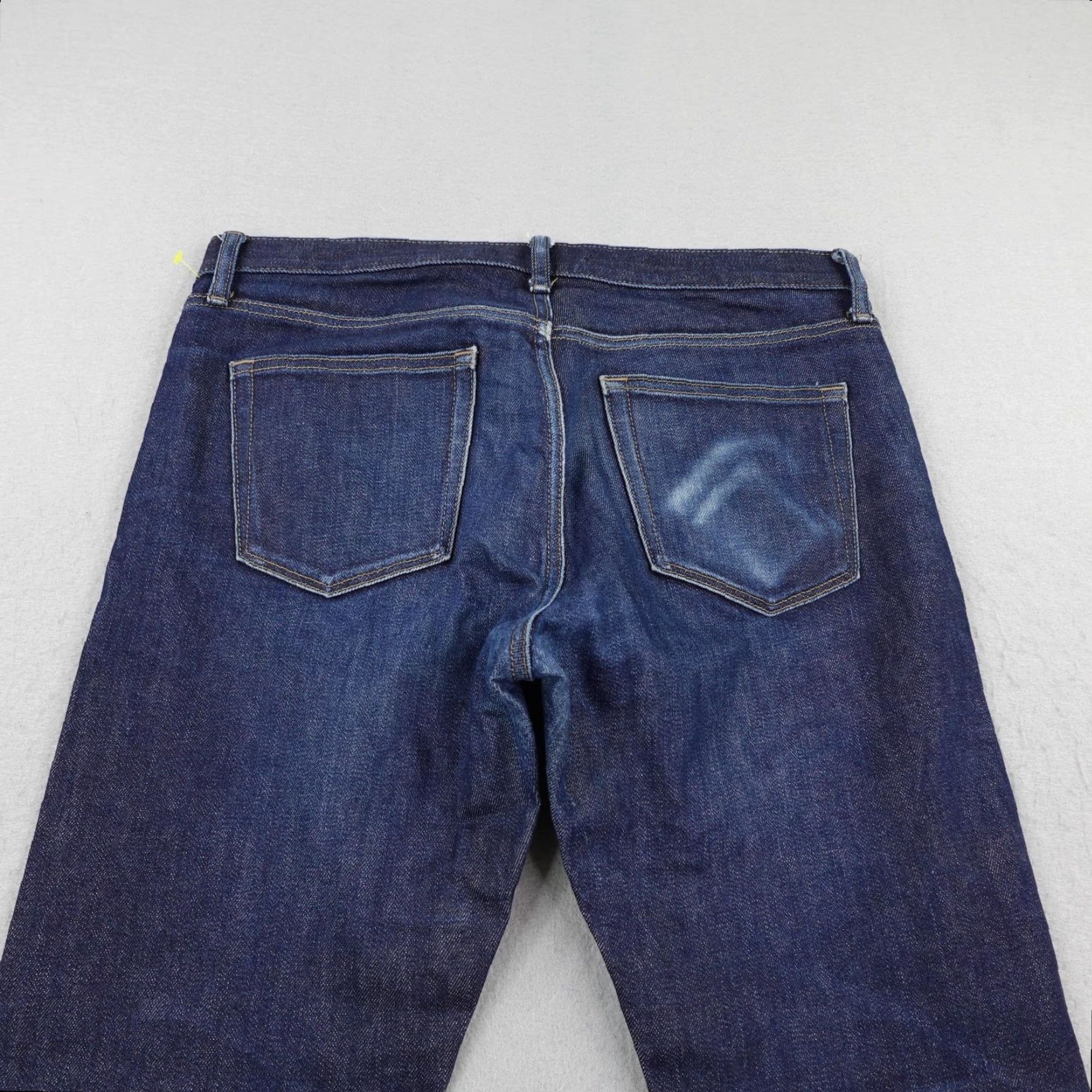 Uniqlo Uniqlo Jeans Mens 33x32 Blue Kaihara Selvedge Denim Slim Straight Mid Rise Faded Size US 33 - 6 Thumbnail