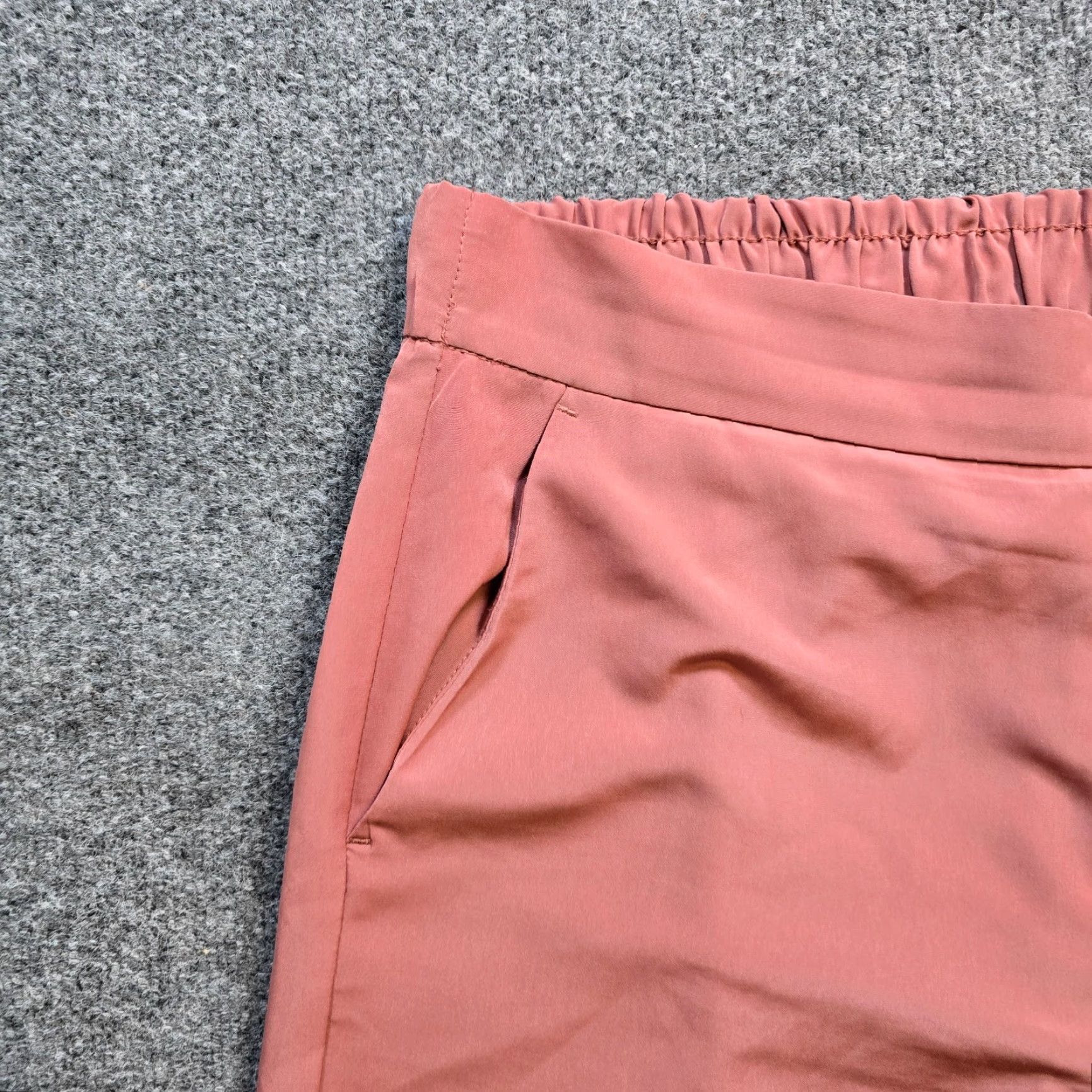 Zara Zara Pants Womens XL Pink Cropped Cargo Joggers Satin Casual Capsule 90s City Basic Matte Finish Size 40" / US 18 - 3 Thumbnail