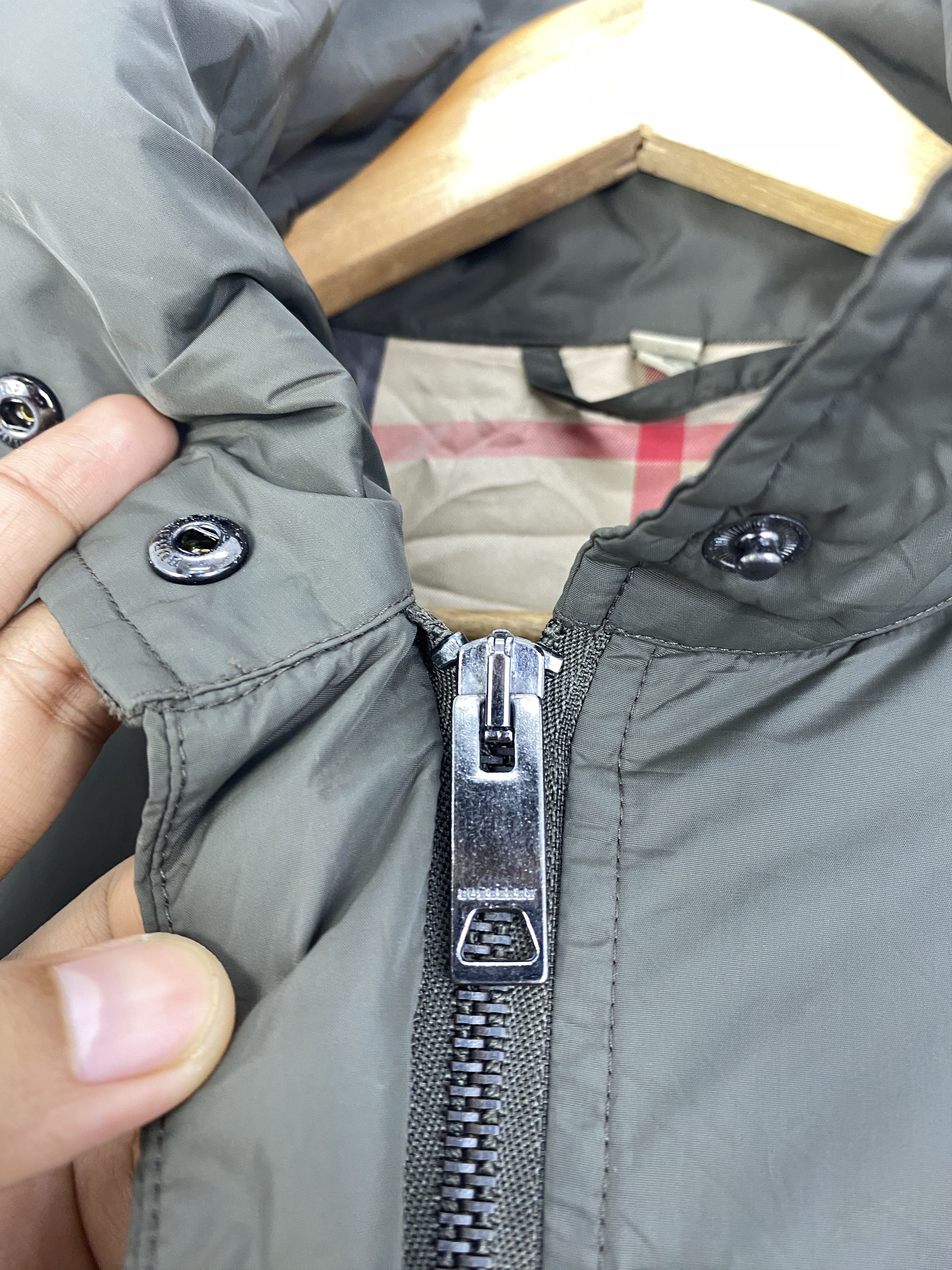 Burberry Vintage Burberry Zipper Dark Green Jacket JA0190 Size US L / EU 52-54 / 3 - 12 Thumbnail