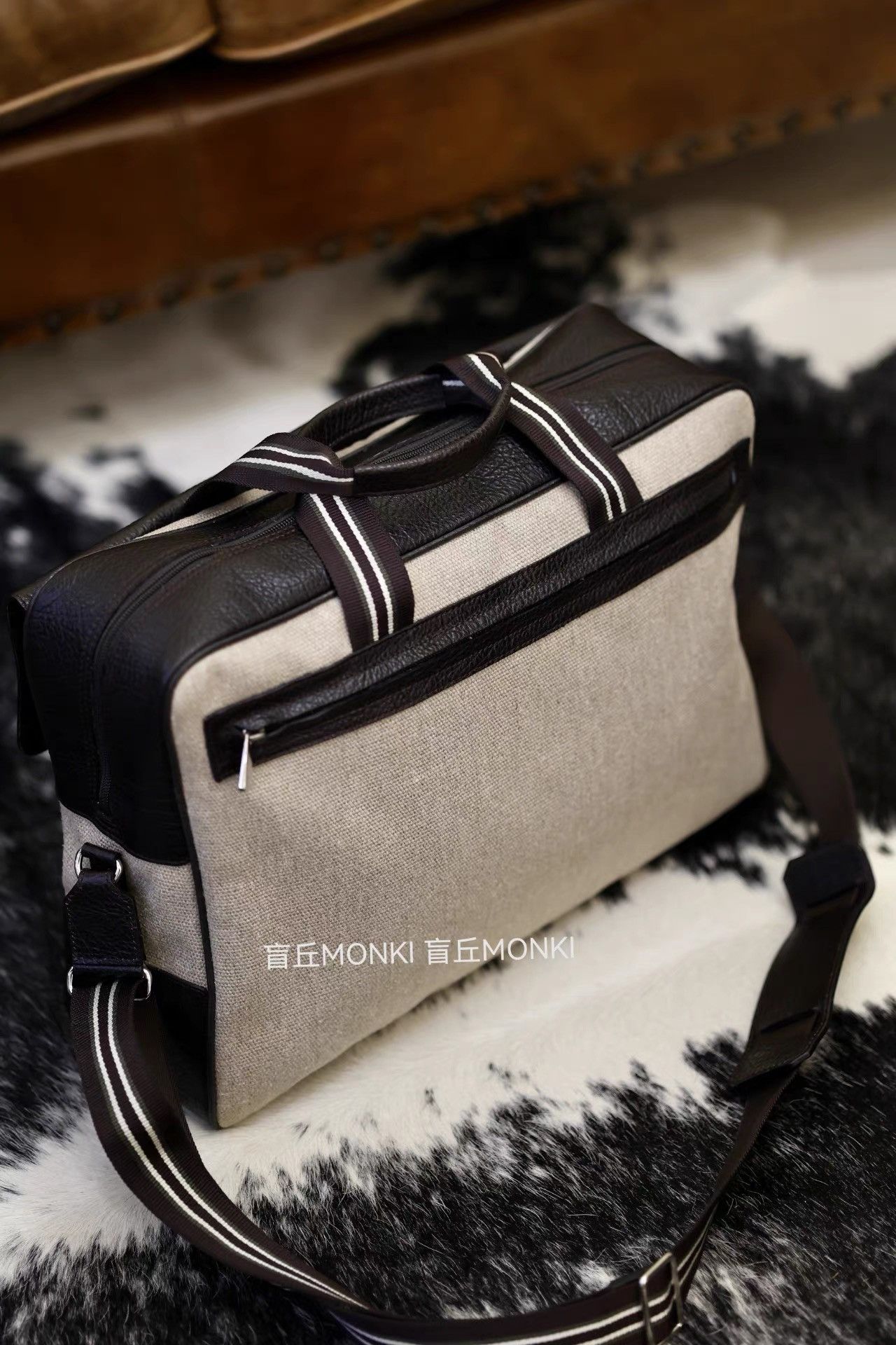 Alfred Dunhill Dunhill Travel Bag Crossbody Shoulder Gym Men's Bag K32 Size ONE SIZE - 6 Thumbnail