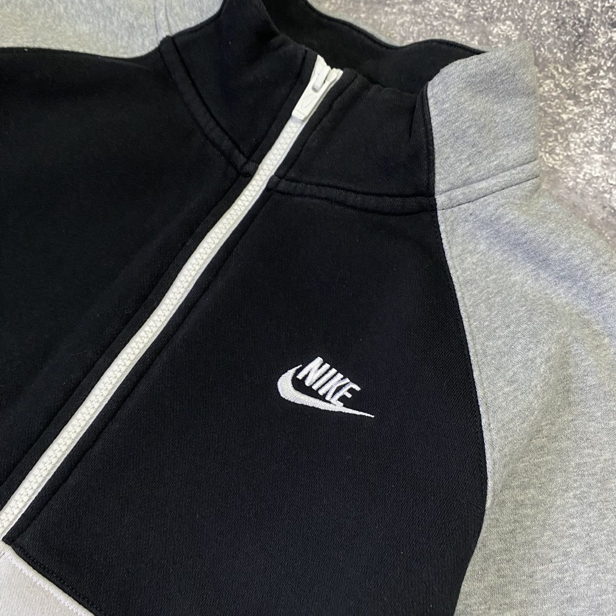 Vintage Men’s Nike Small Swoosh Streetwear Cotton y2k sweatshirt Size US S / EU 44-46 / 1 - 3 Thumbnail