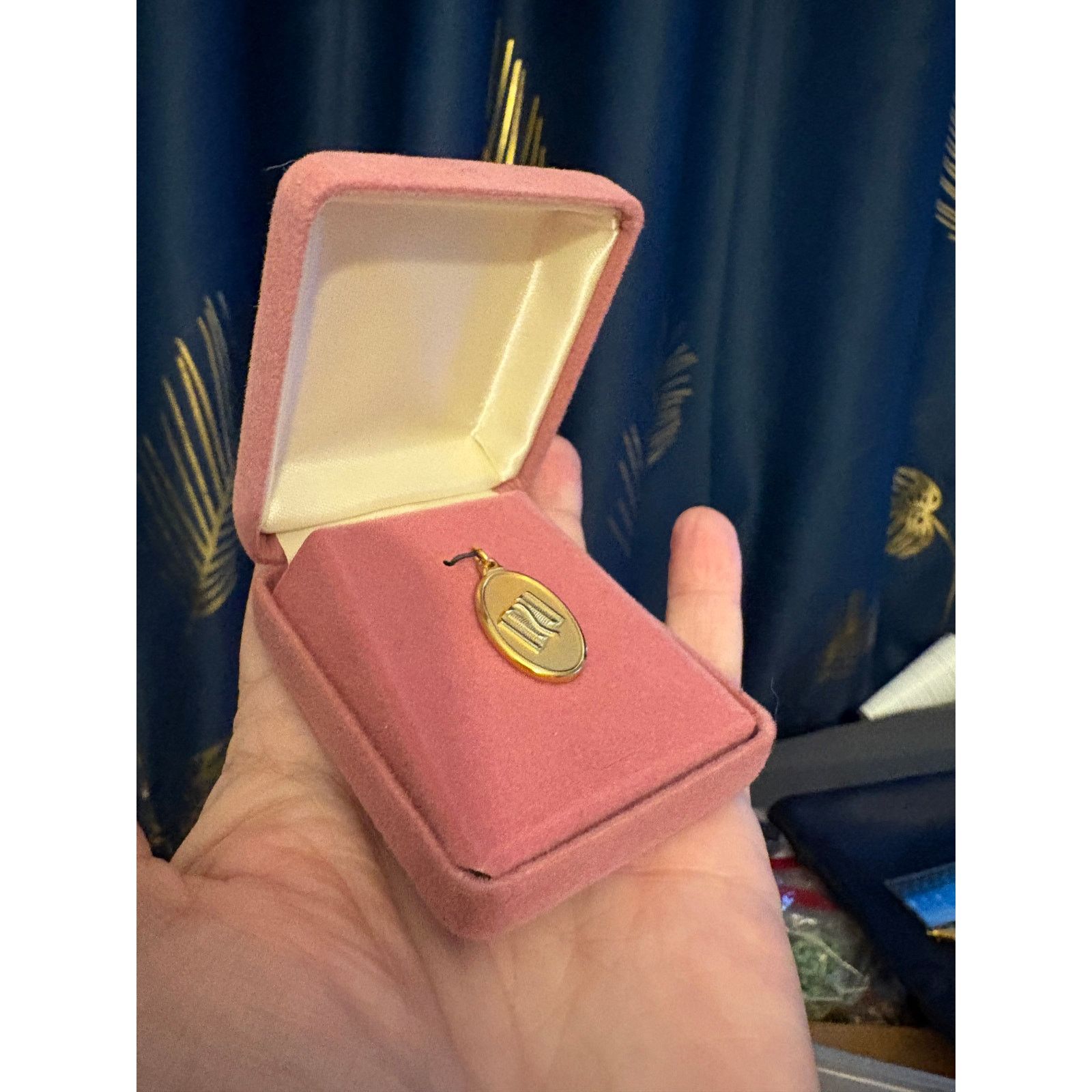 Other LDS Latter Day Saints Gold Tone Pendant New In Box Size ONE SIZE - 4 Thumbnail
