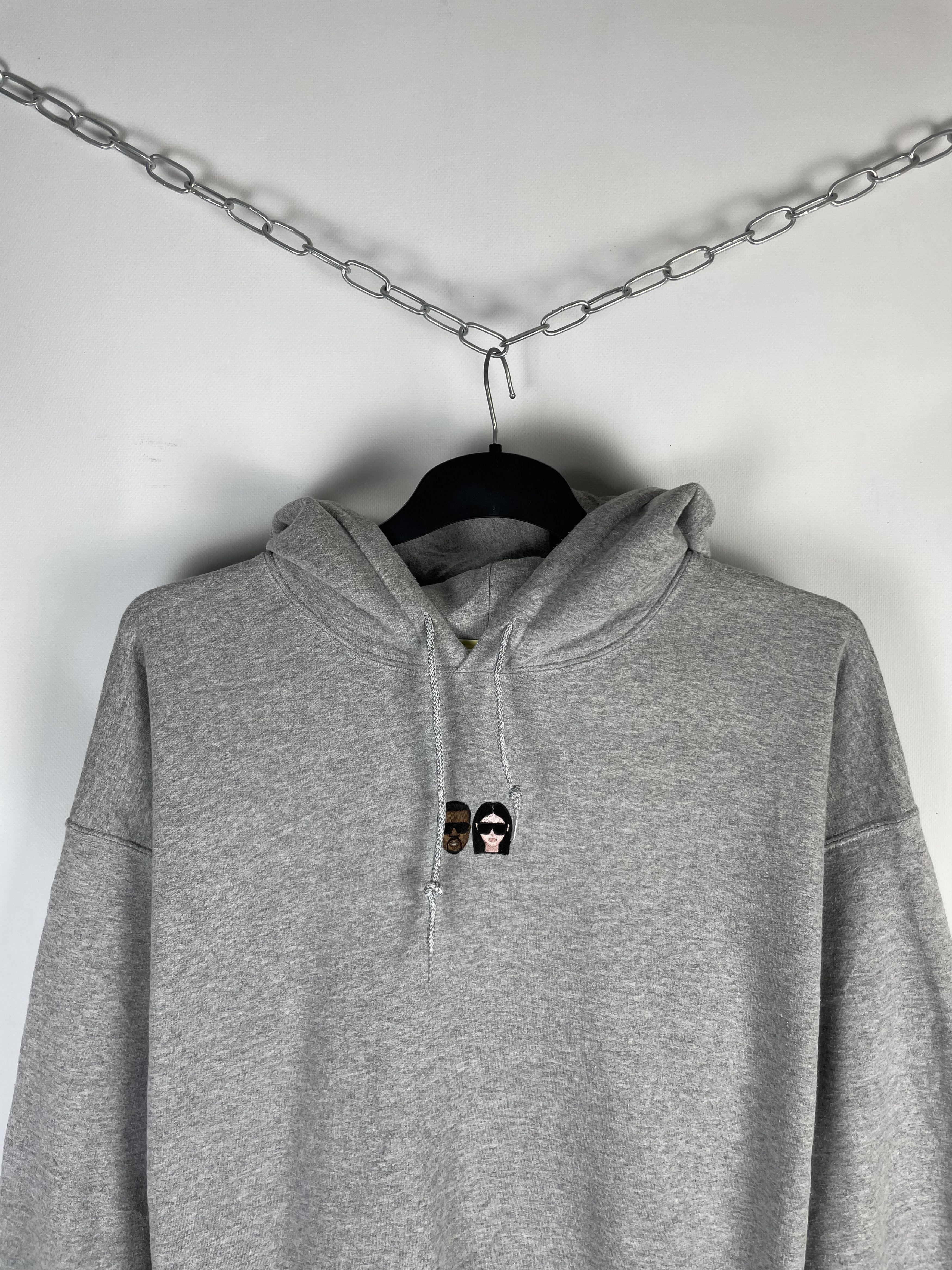 Japanese Brand WORLD WIDE FAMOUS BY KANYE WEST HOODIE Size US XL / EU 56 / 4 - 3 Thumbnail