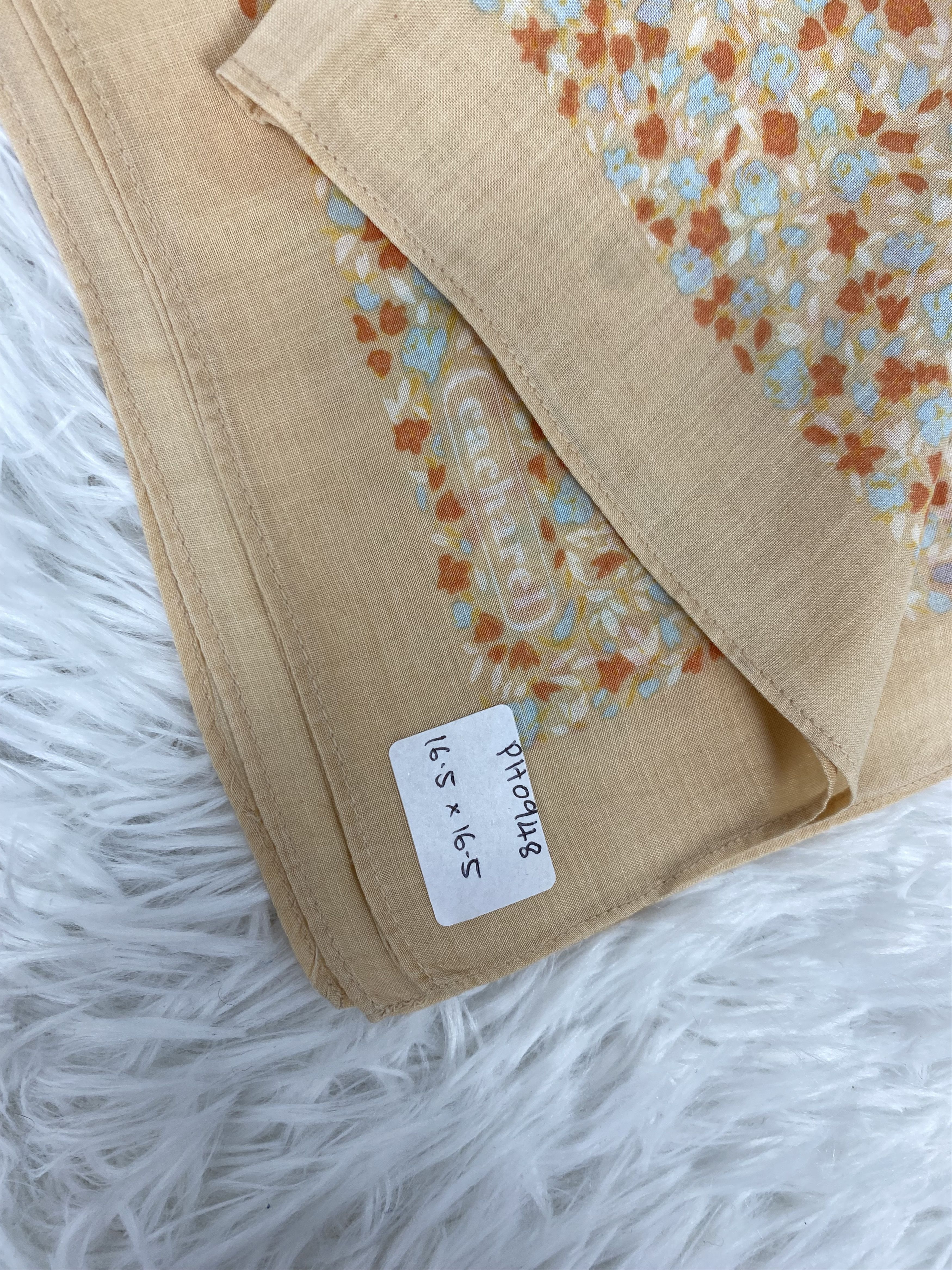 Designer × Vintage Vintage Cacharel Handkerchief Neckerchief PH0948 Size ONE SIZE - 2 Thumbnail
