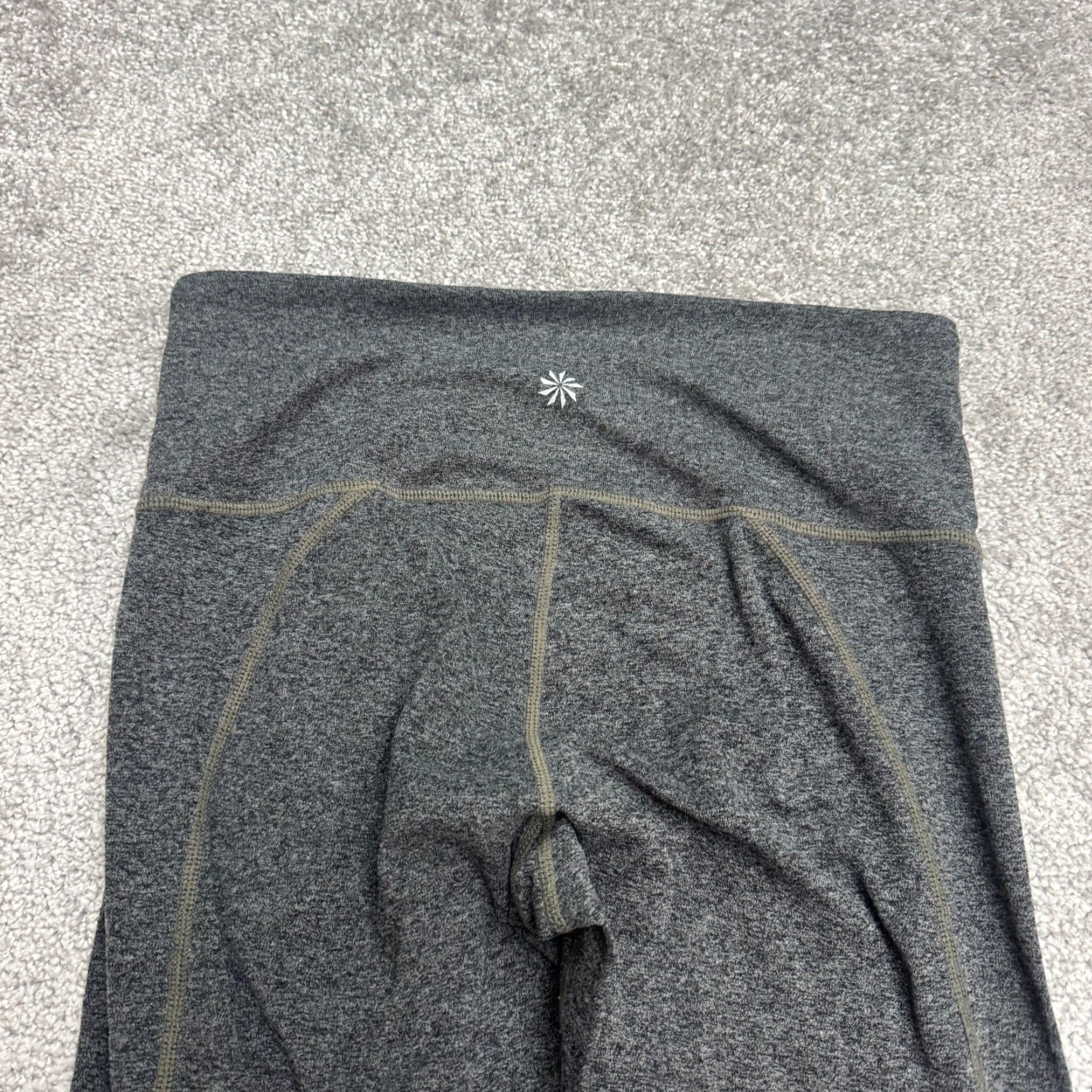Athleta VINTAGE Athleta Salutation Powevita Capri Cropped Leggings Womens Small Gray Active Yoga Size 28" / US 6 / IT 42 - 3 Thumbnail