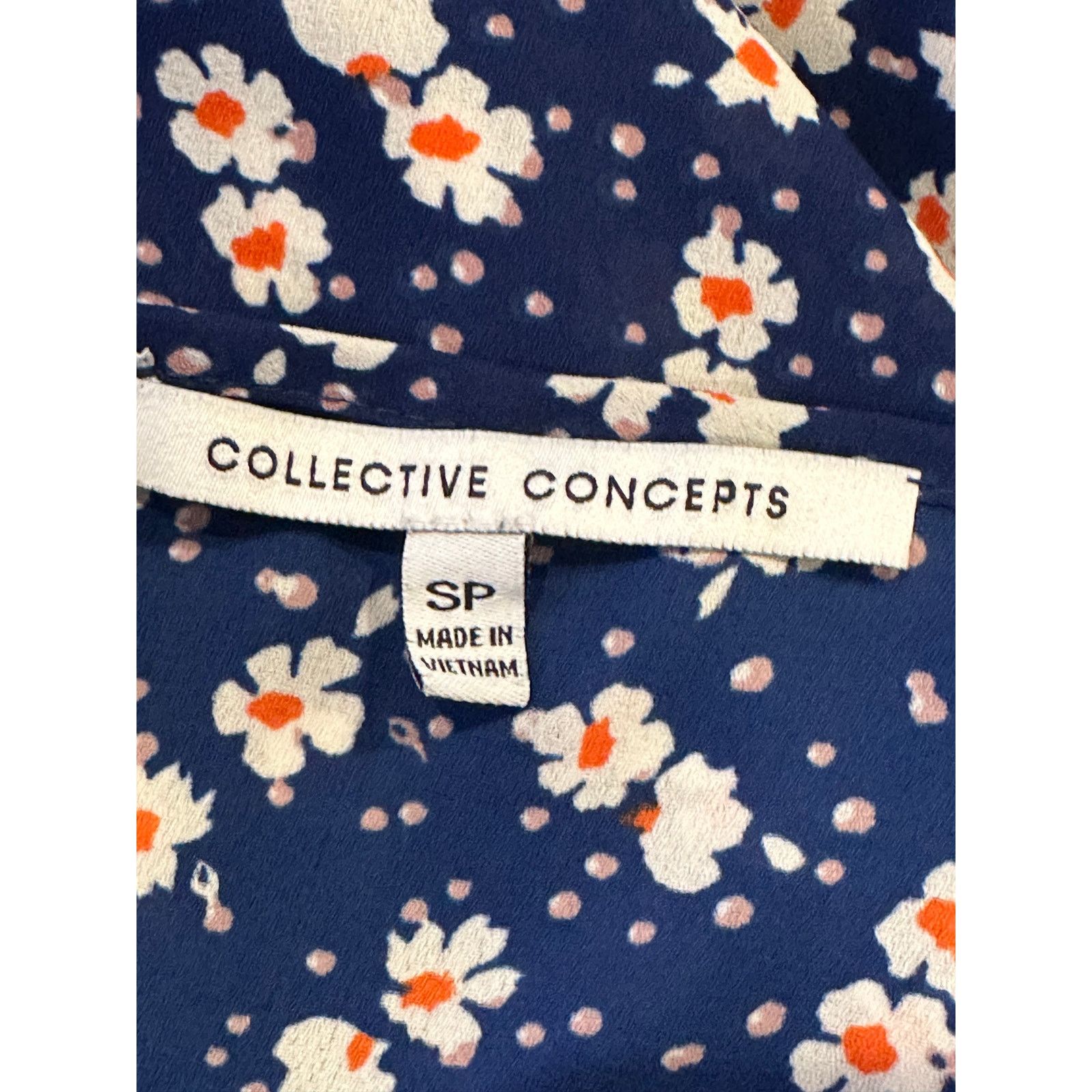 Other Collective Concept Blue Floral 3/4 Sleeve V Neck Blouse SP Size S / US 4 / IT 40 - 7 Thumbnail