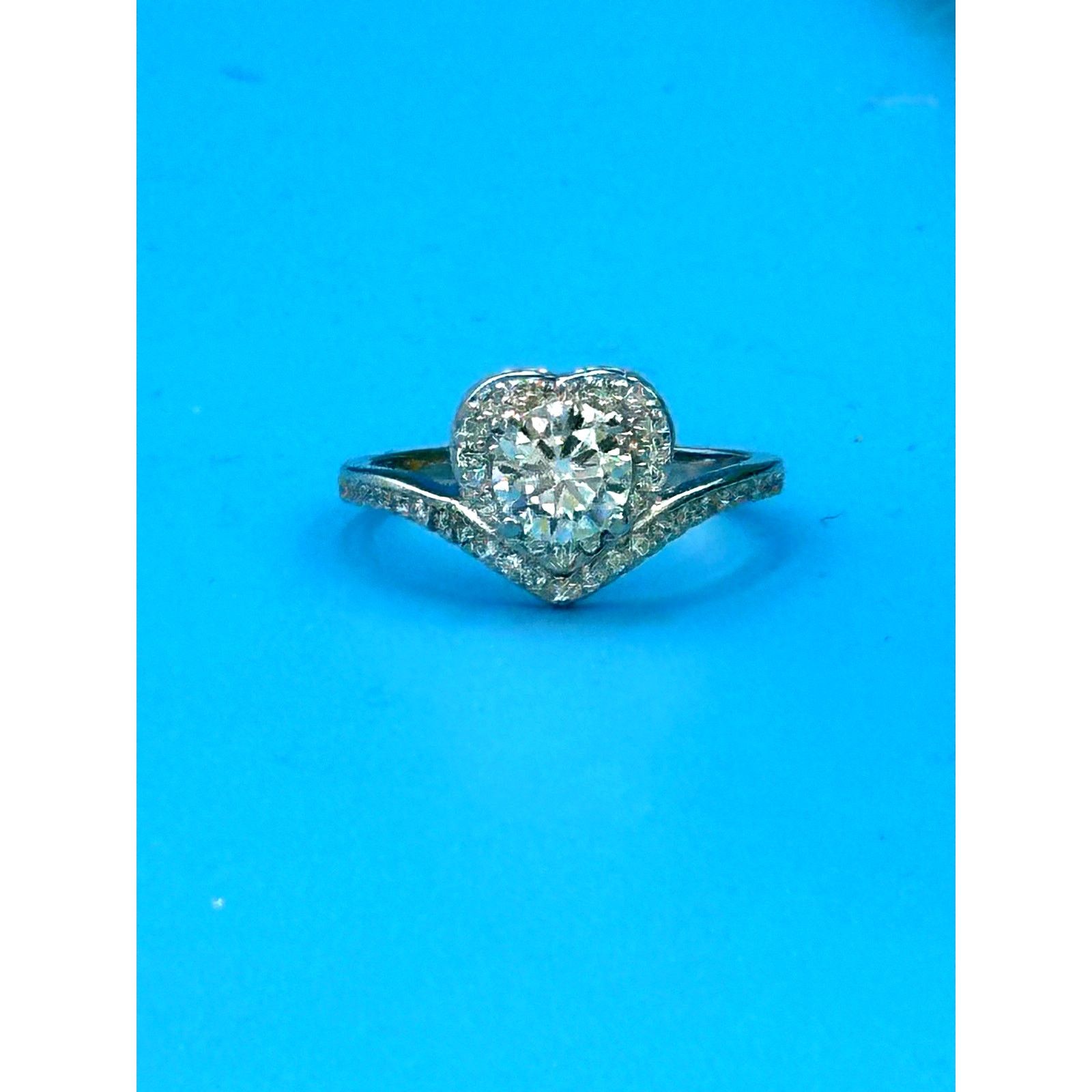 Other 1 carat Moissanite Heart Shaped Cut Ring 8 Size ONE SIZE - 9 Thumbnail
