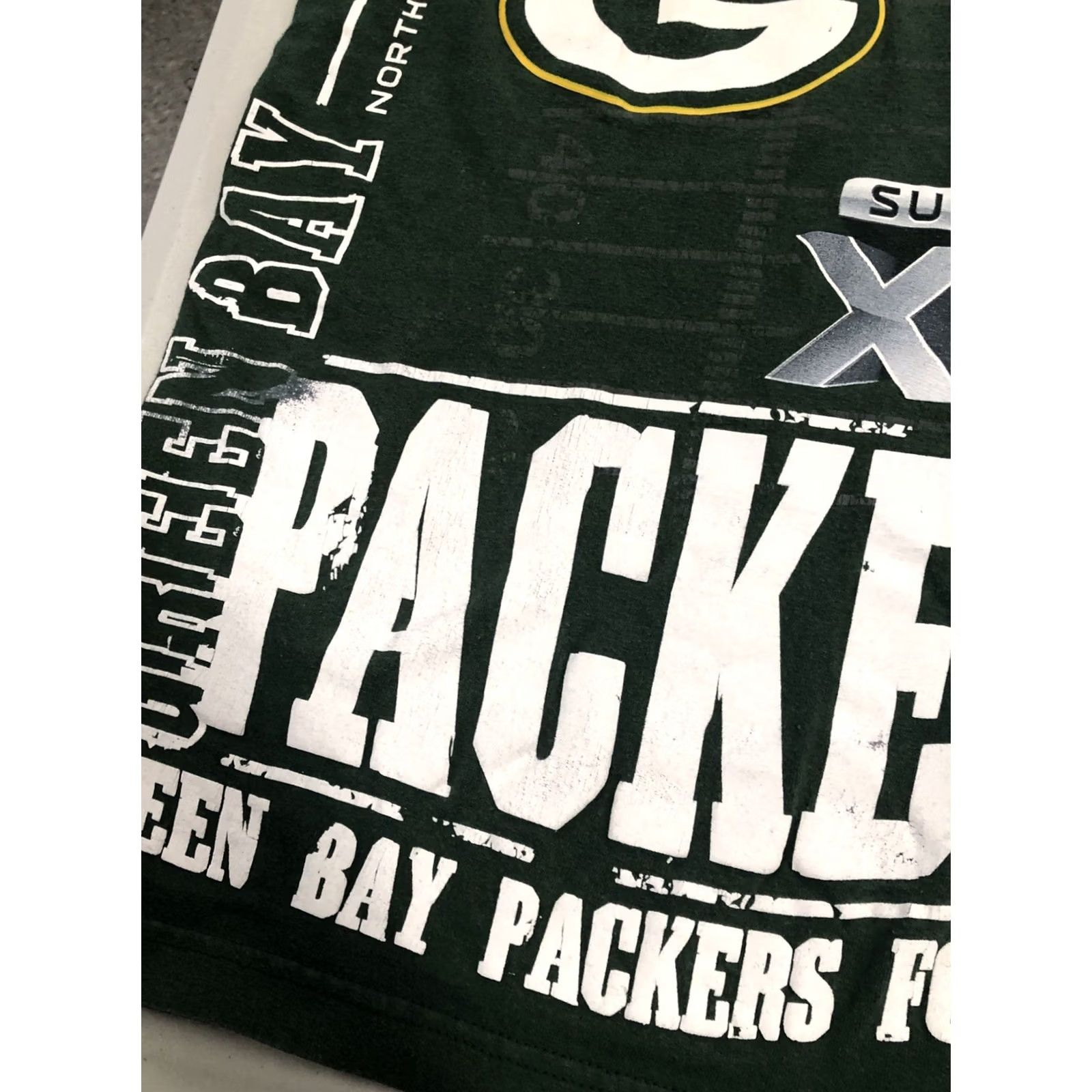 Reebok Rare Green Bay Packers Super Bowl Champions T-Shirt Sz Large XLV 2011 Reebok Green Men Crew Neck Short Sleeve Cotton Graphic Tee Sports Vintage N/A Size US L / EU 52-54 / 3 - 7 Thumbnail