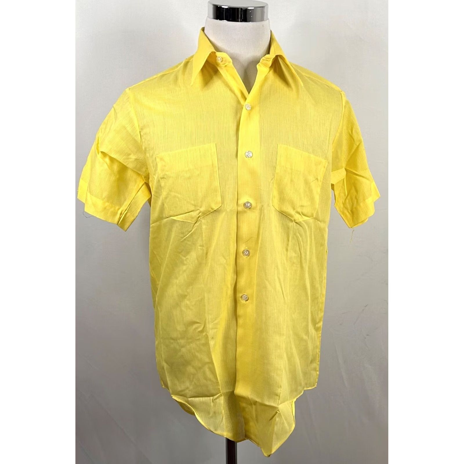 Vintage VINTAGE Conway Marshall Field Size 15 Shirt Yellow Cotton Blend Short Sleeve Button-Up Men Size US M / EU 48-50 / 2 - 2 Thumbnail