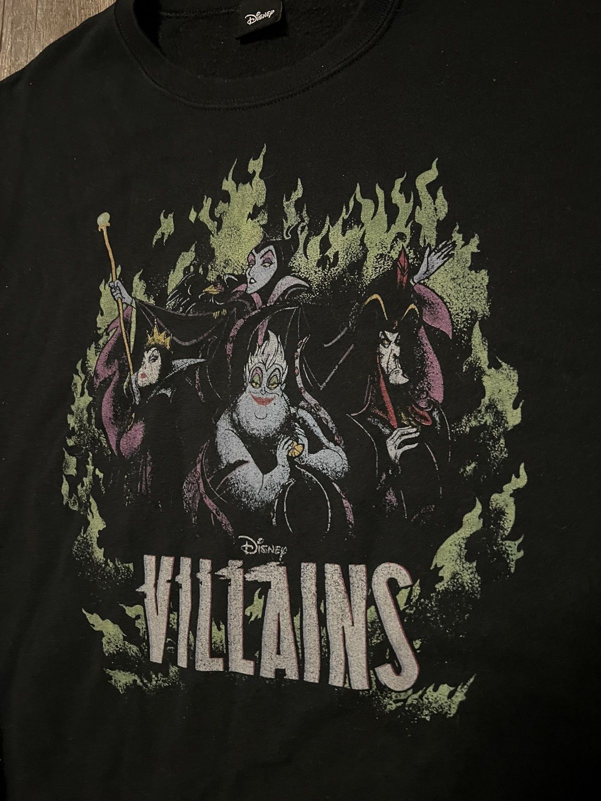 Disney Disney Villains Ursula Maleficant Jafar Crewneck Sweater Size US XL / EU 56 / 4 - 2 Thumbnail