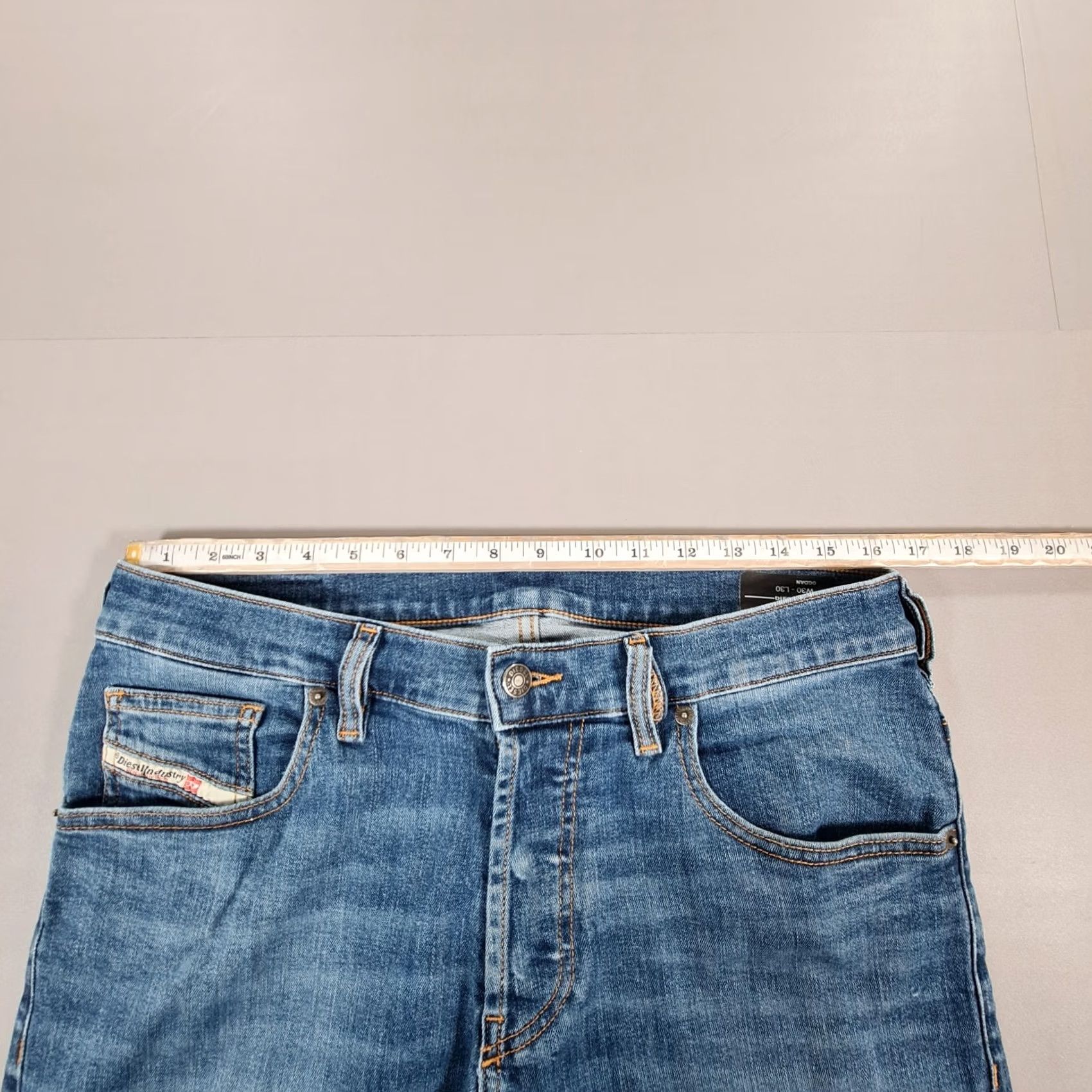 Diesel Diesel Jeans Blue Slim 5-Pocket Stretch Denim W30 L30 D-Yennox Tapered Mens Jeans Mens Regular De nIM Size US 30 / EU 46 - 6 Thumbnail