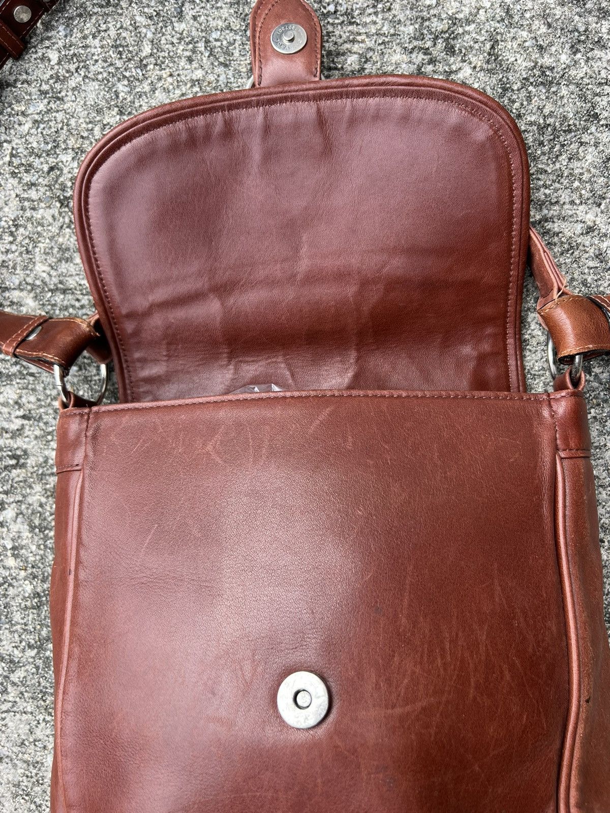 Tokio Kumagai Vintage 90s Tokio Kumagai Paris Patina Leather 2 Way Bag Size ONE SIZE - 12 Thumbnail