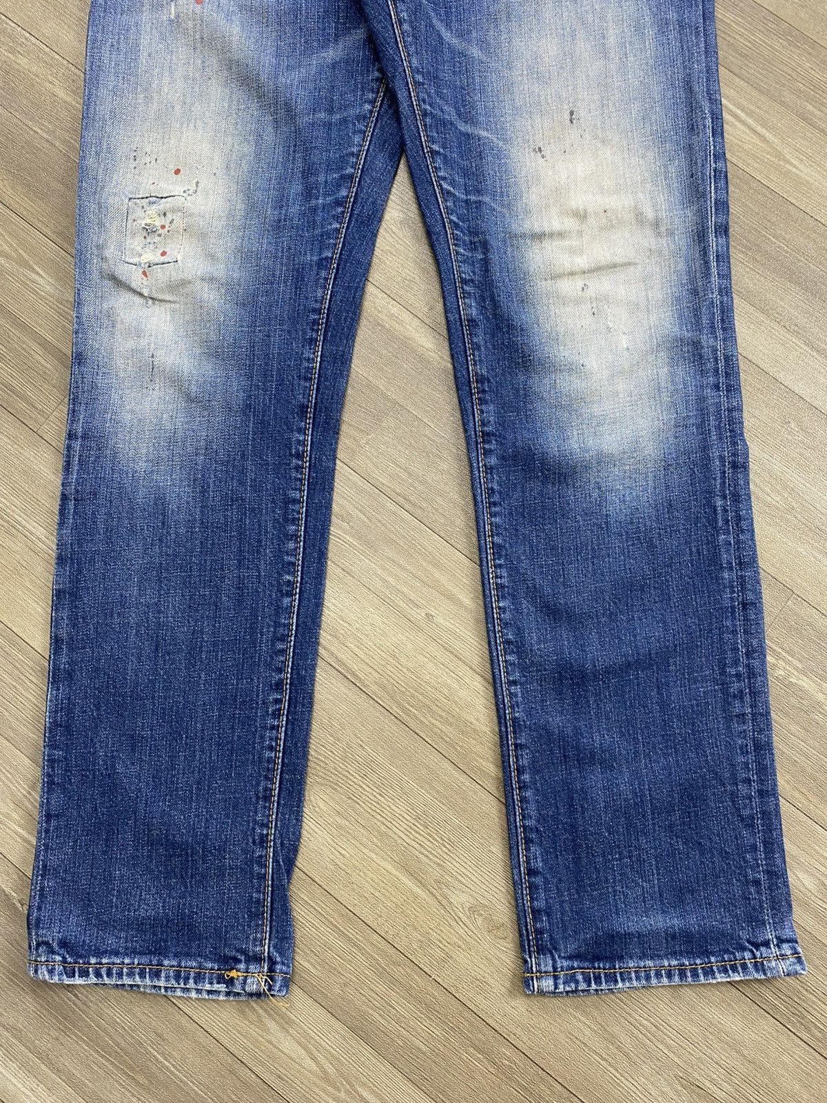Dsquared2 2000s Dsquared2 Busted Distressed Patch Y2K Hype Faded Jeans Size US 31 - 9 Thumbnail