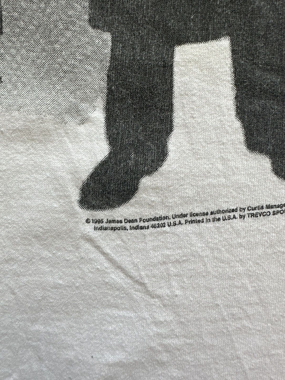 Fruit Of The Loom × Vintage Vintage James Dean 1995 90s tshirt Single Stitch Made in USA Size US XL / EU 56 / 4 - 4 Thumbnail
