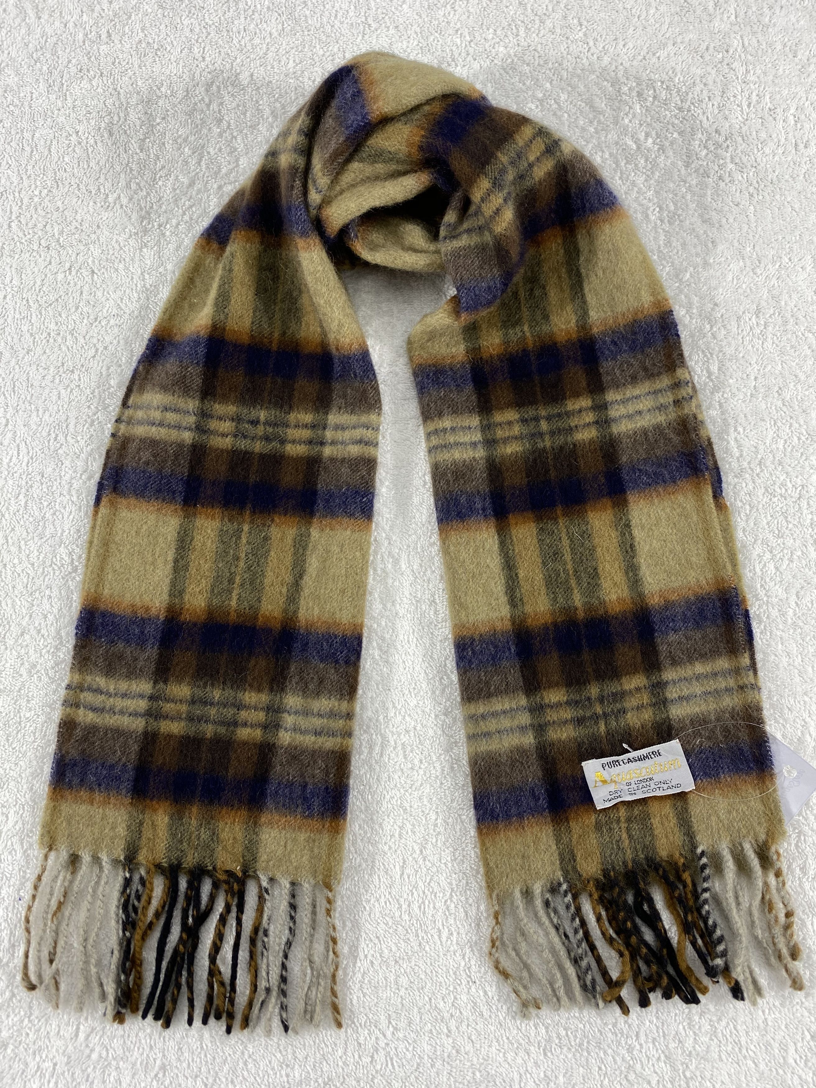 Aquascutum Vintage Aquascutum Scarf/Muffler/Neckwear MF781 Size ONE SIZE - 1 Thumbnail