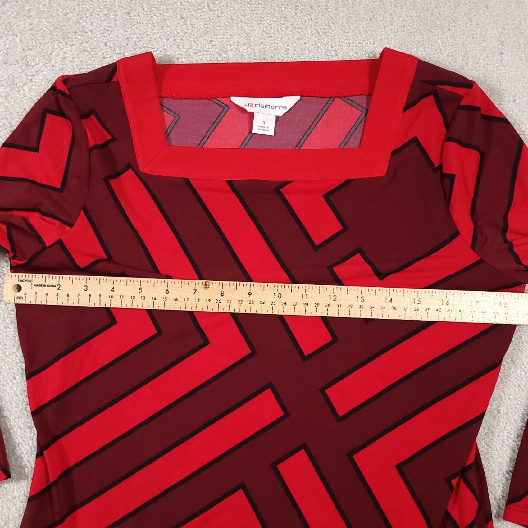 Liz Claiborne Liz Claiborne Shirt Womens Small Red Geometric Square Neck 3/4 Sleeves Blouse Size S / US 4 / IT 40 - 5 Thumbnail
