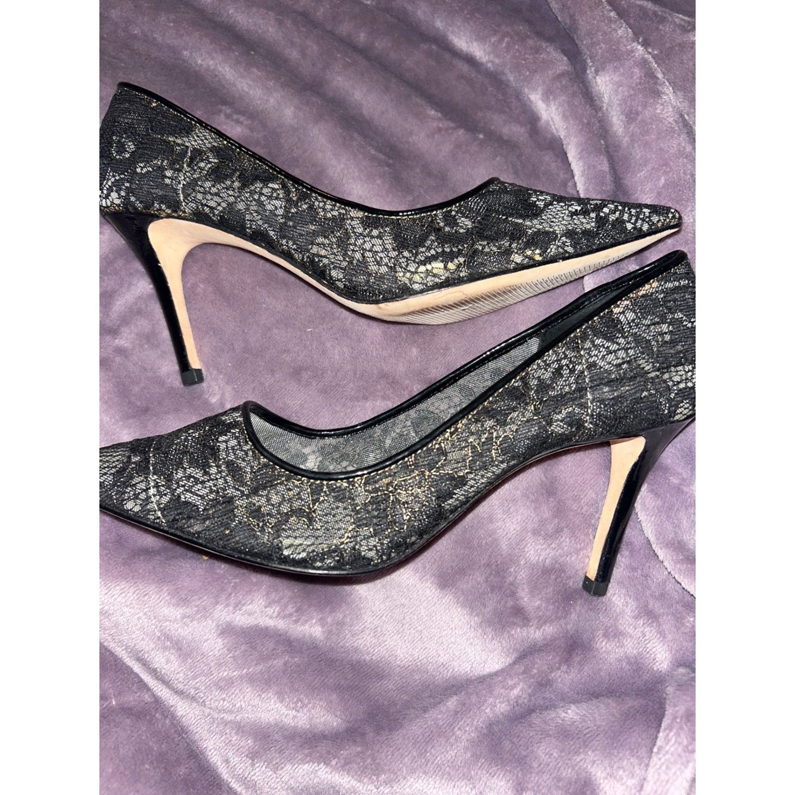 Elie Tahari Pointed Toe Heels Black With Gold Trim Lace Pump