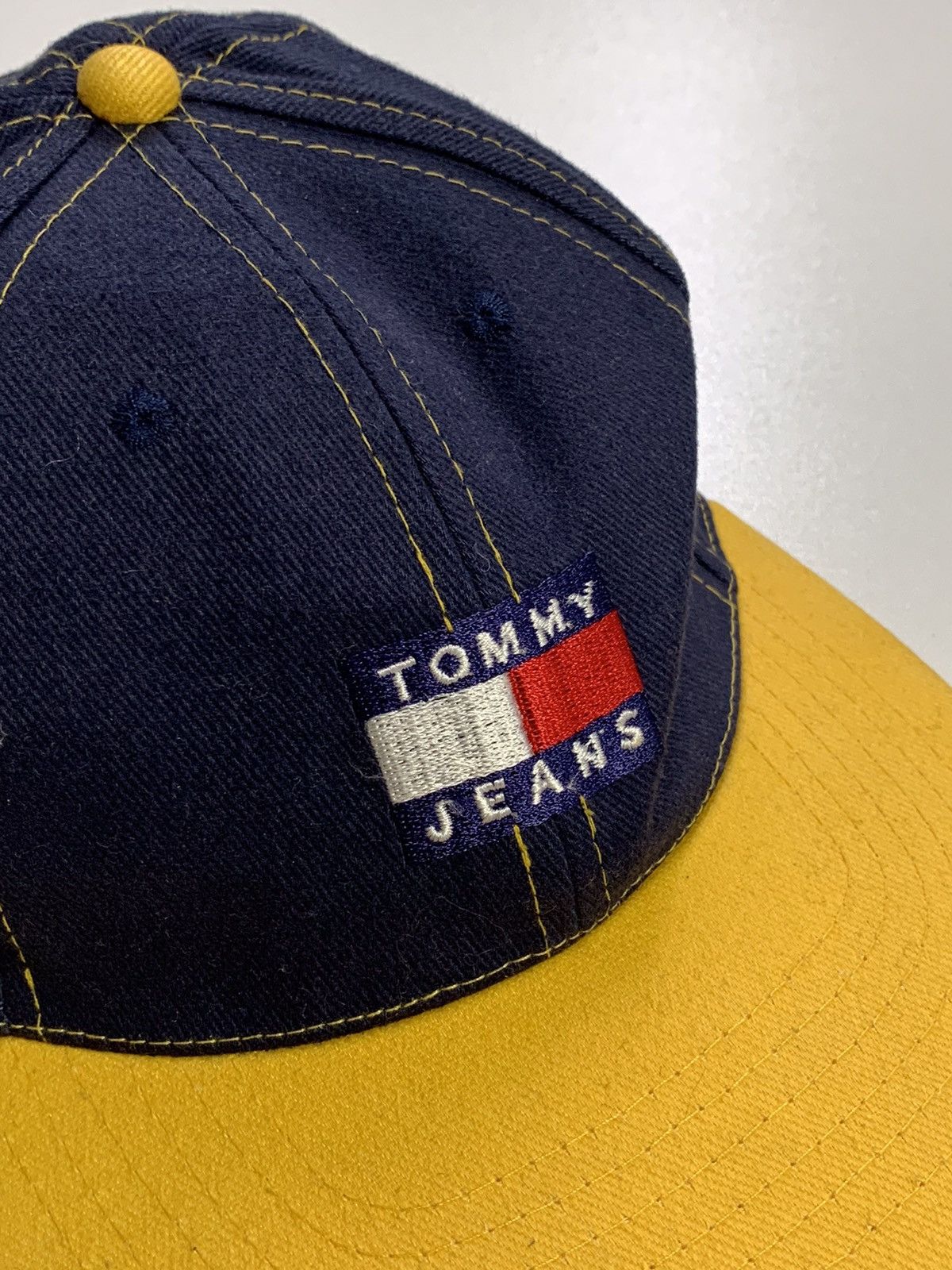 Tommy Hilfiger Vintage Tommy Hilfiger hype y2k streetwear style cap Size ONE SIZE - 2 Thumbnail