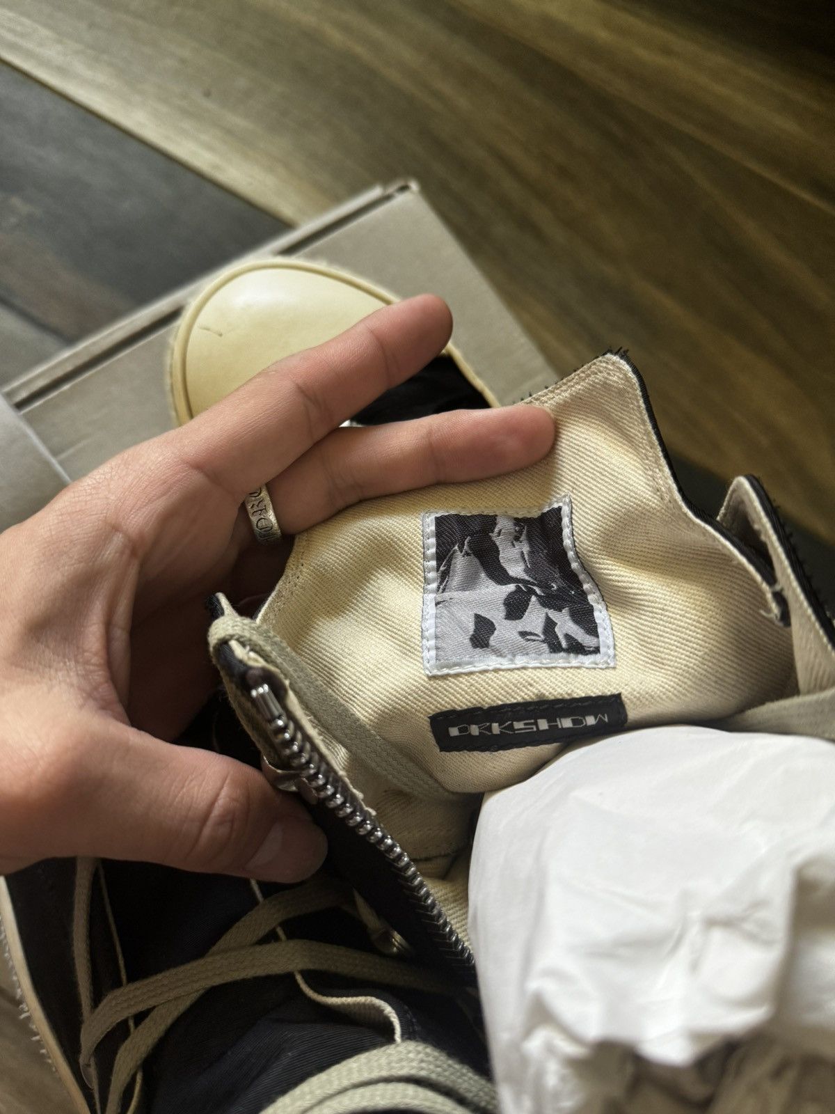 Rick Owens *SOLD* Rick Owens Hexa ramones Size US 9 / EU 42 - 4 Thumbnail