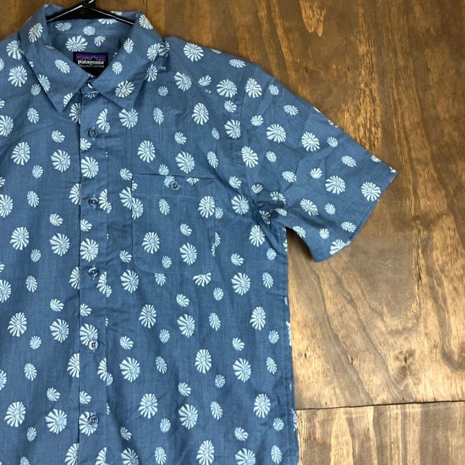 Patagonia Patagonia Shirt Go To Polo Mens Blue Organic Cotton Small Short Sleeve Button Down Casual Workwear Size US M / EU 48-50 / 2 - 5 Thumbnail