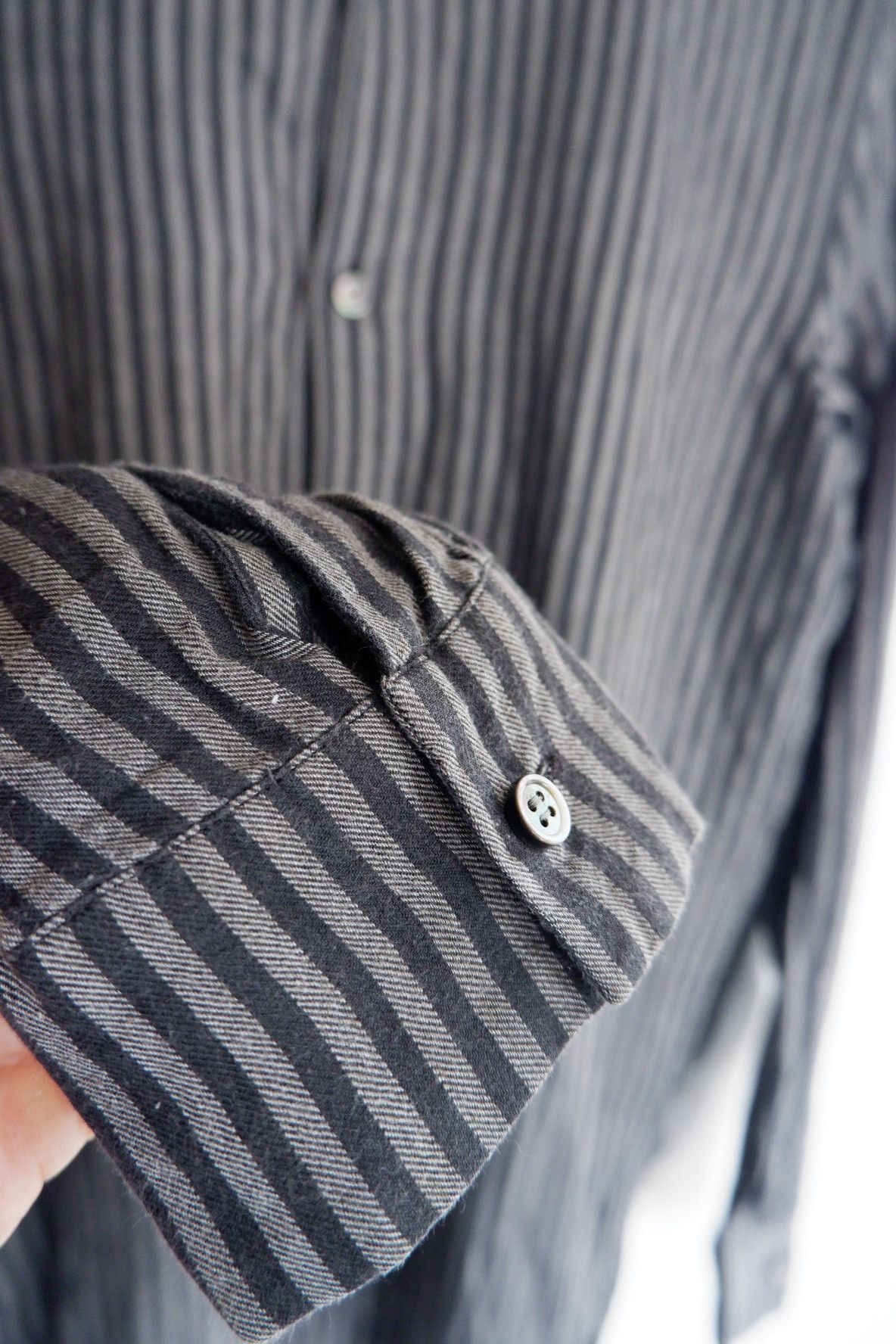 Kazuyuki Kumagai Attachment Kazuyuki Kumagai Attachment Collarless Shirts Tunics Size US M / EU 48-50 / 2 - 4 Thumbnail