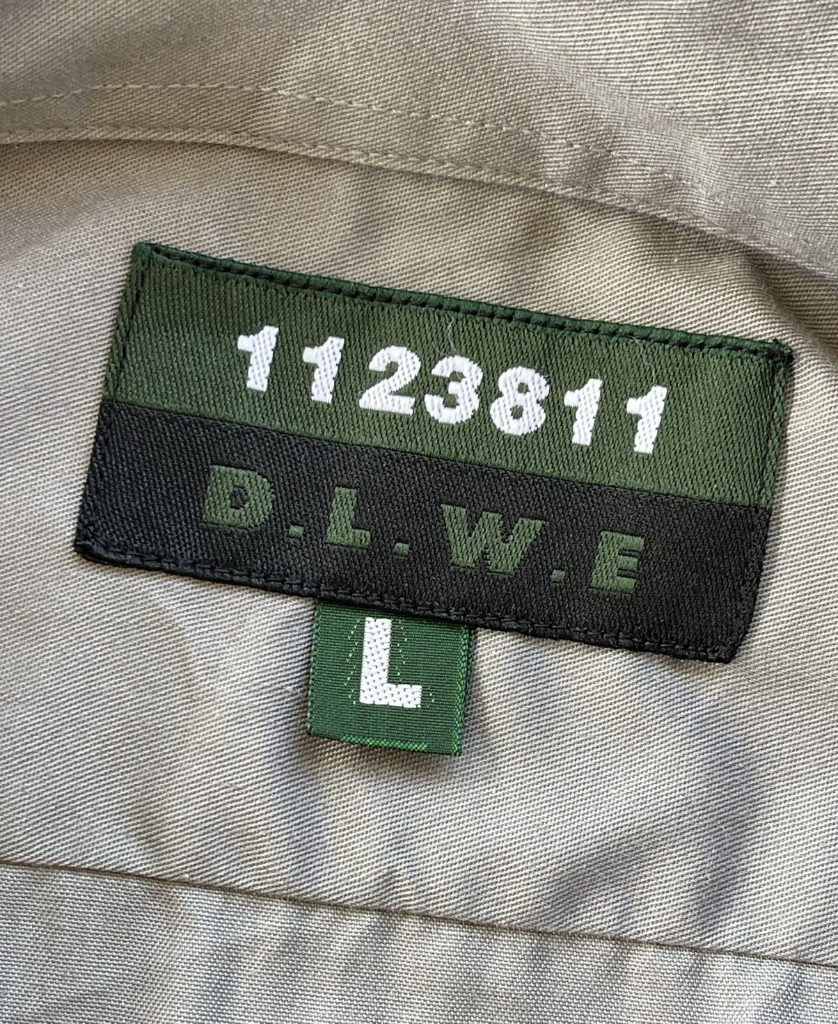 Japanese Brand 🔥Vintage 1123811 D.L.W.E Men's Usa Patches Workshirt Size US L / EU 52-54 / 3 - 9 Thumbnail