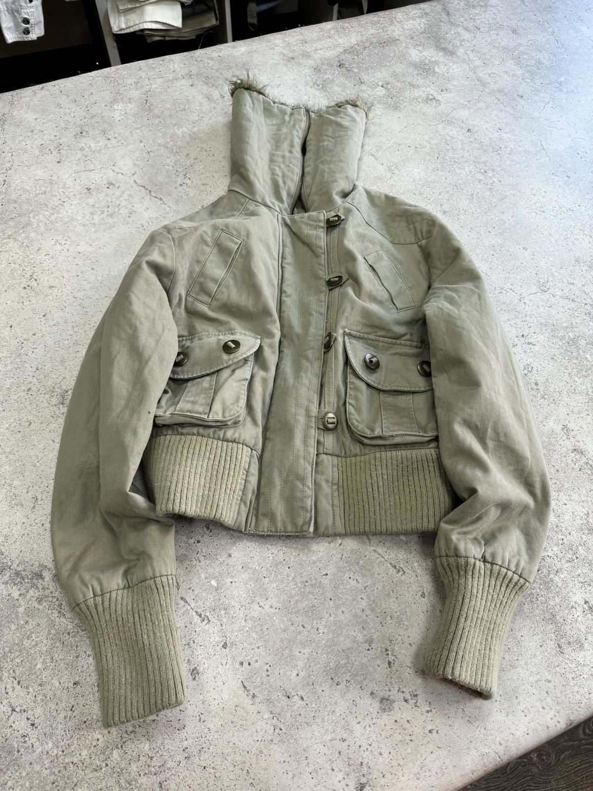 Japanese Brand Vintage Cropped Fur Collar Undercover Style Bomber Jacket Size US S / EU 44-46 / 1 - 4 Thumbnail