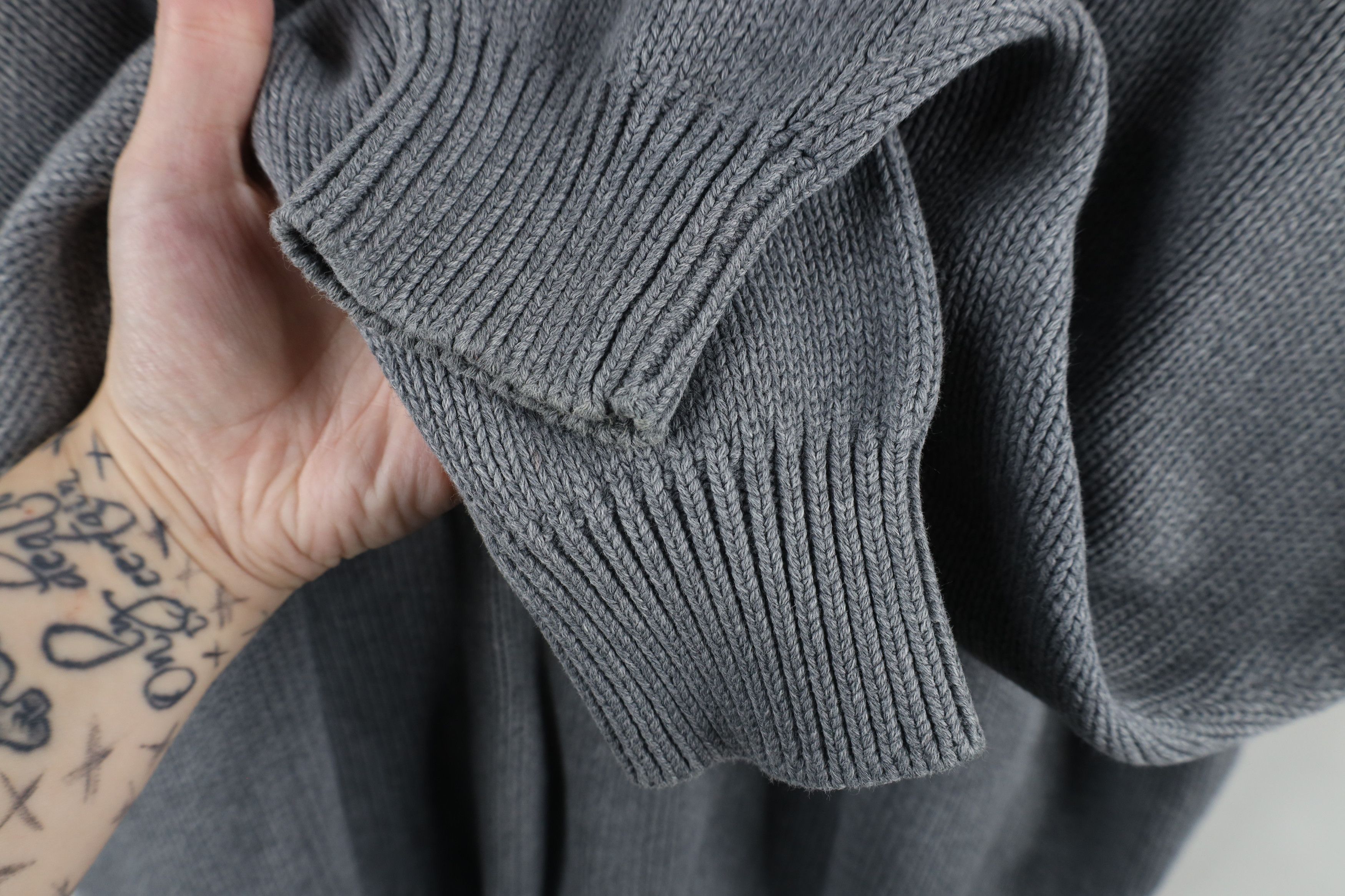 Vintage Vintage 90s Streetwear Cotton Knit Crewneck Sweater Gray Size US XL / EU 56 / 4 - 5 Thumbnail