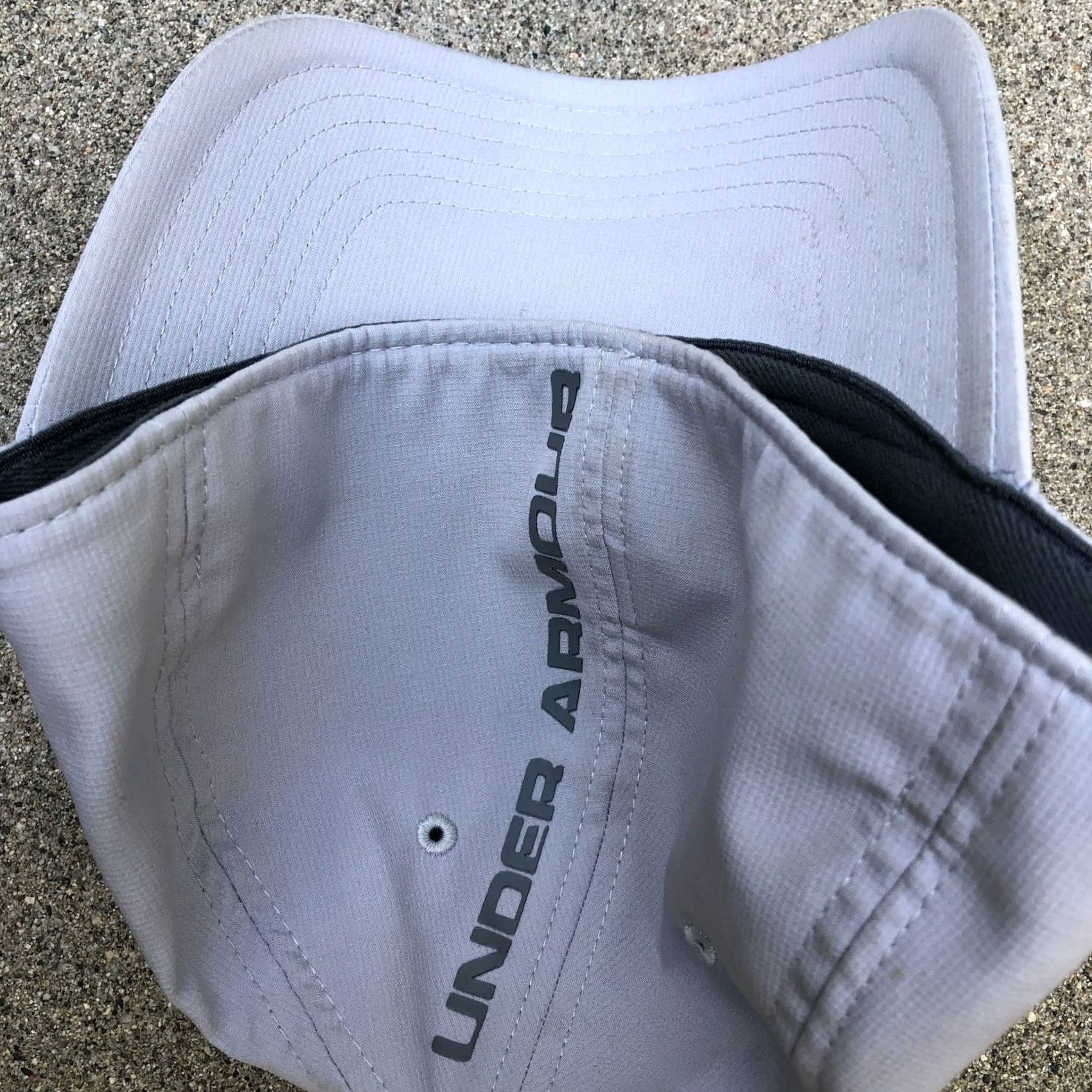 Under Armour UNDER ARMOUR Classic Fit Fitted Hat Men's M/L Grey Baseball Cap Size ONE SIZE - 4 Thumbnail