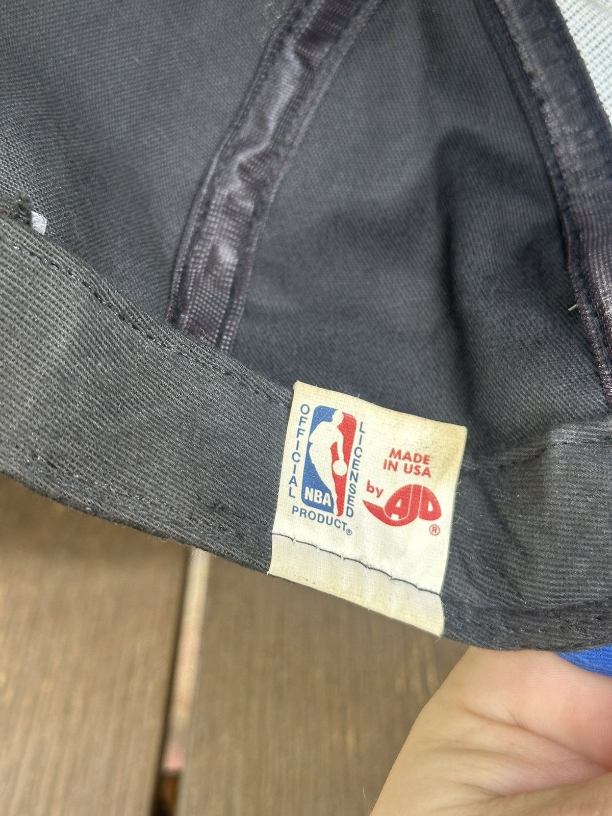 NBA 90’s New York nets vintage SnapBack Size ONE SIZE - 3 Thumbnail