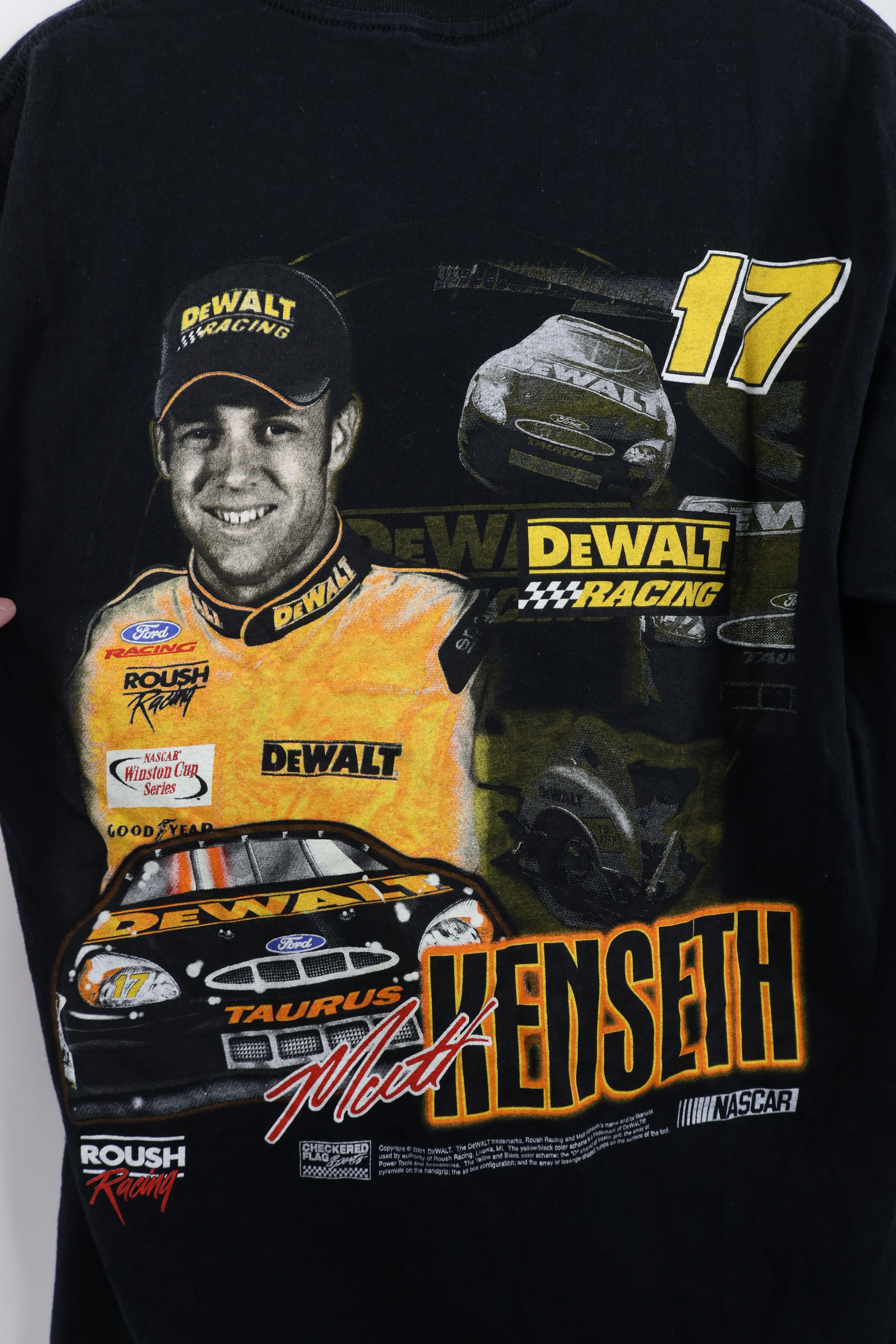 Vintage Vintage Y2K 2001 NASCAR Matt Kenseth DeWalt Racing T-Shirt Size US M / EU 48-50 / 2 - 11 Thumbnail