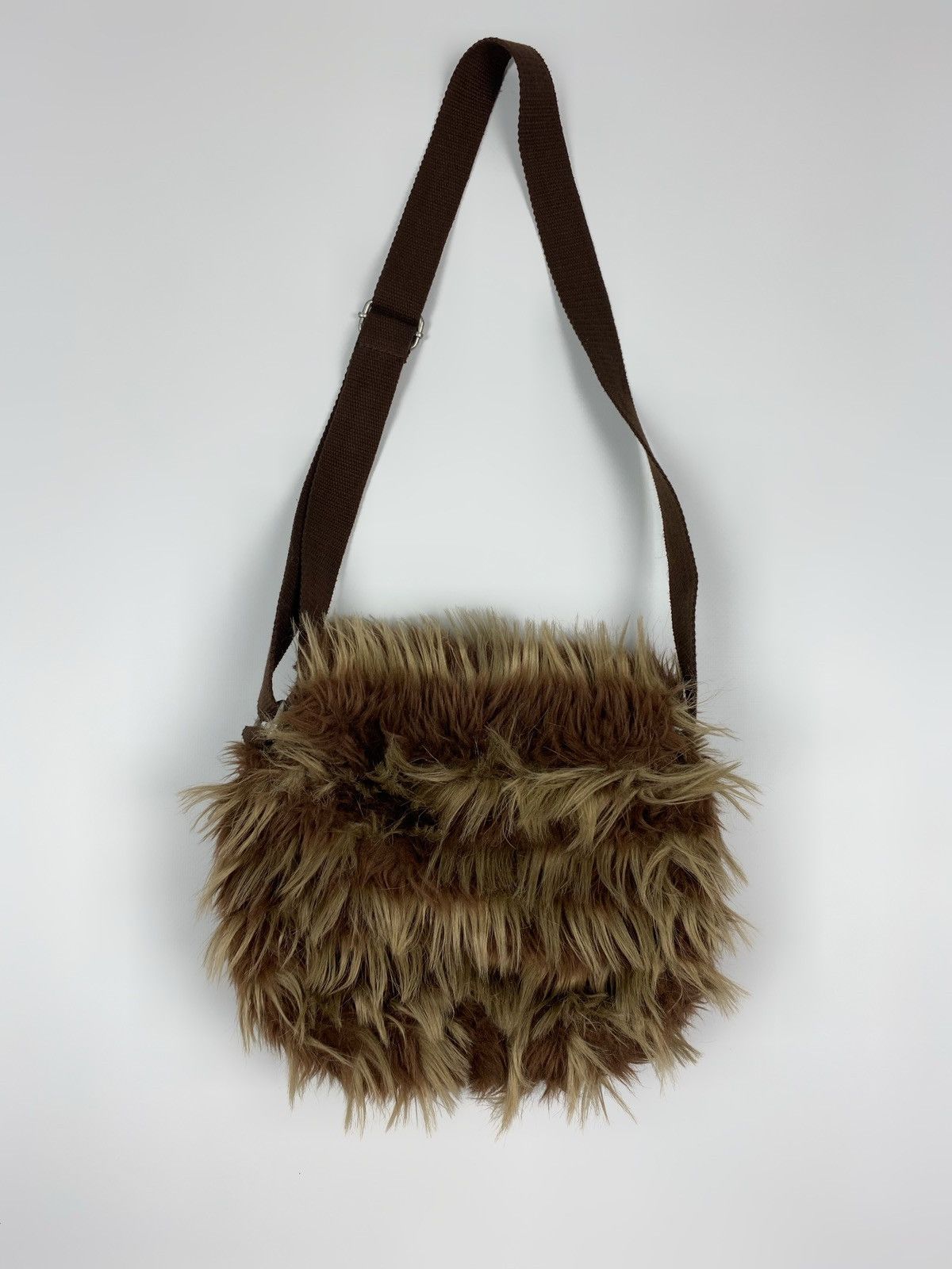 O'Neill Y2K Vintage O’neill Brown Fuzzy Faux Fur Crossbody Bag Size ONE SIZE - 7 Thumbnail