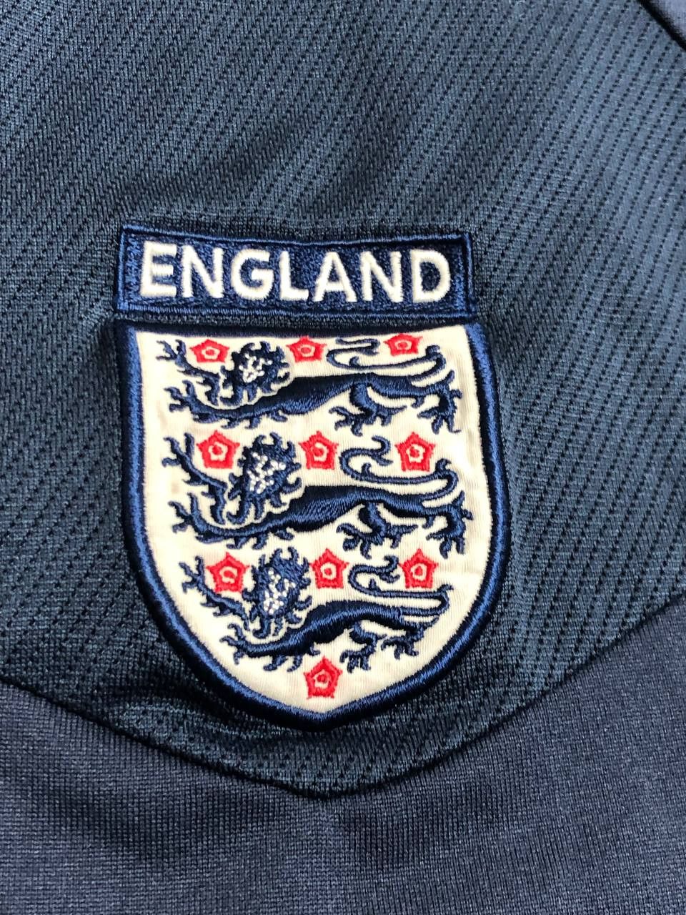 Umbro Vintage Umbro soccer jersey England Size US L / EU 52-54 / 3 - 6 Thumbnail