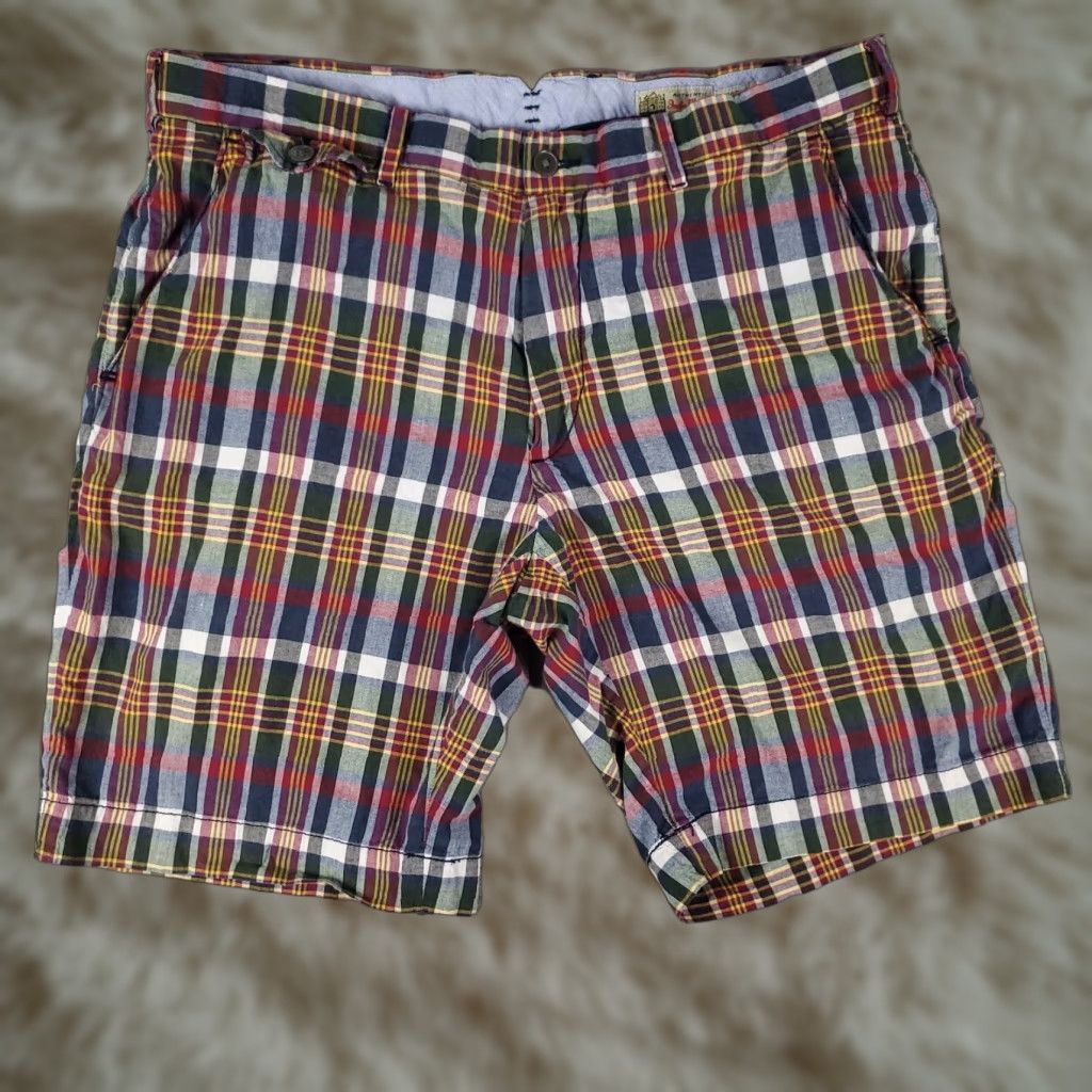 Ralph Lauren VINTAGE Ralph Lauren Men Shorts Casual Flat Front Chino Size 35 Blue Red Plaid Classic Size US 35 - 1 Thumbnail