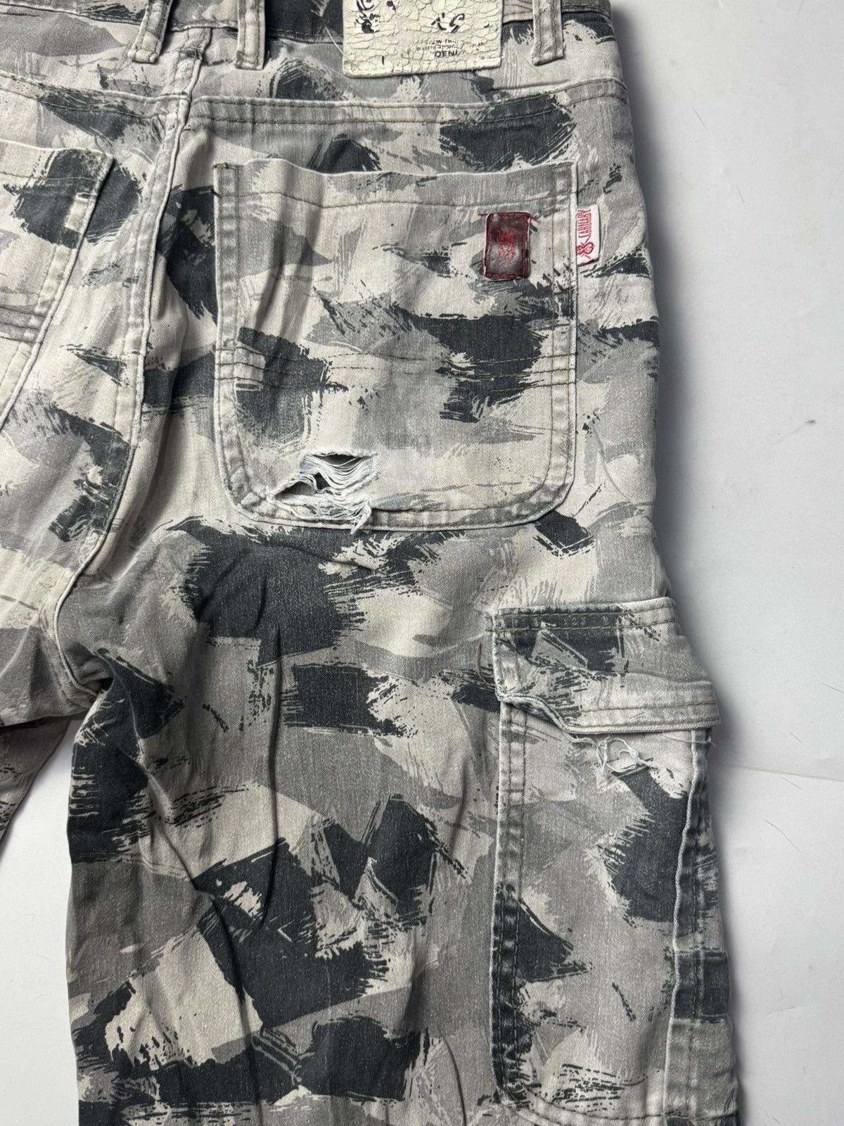 If Six Was Nine × Japanese Brand × Le Grande Bleu (L.G.B.) Japanese Cargo Pants distressed Size US 29 - 5 Thumbnail