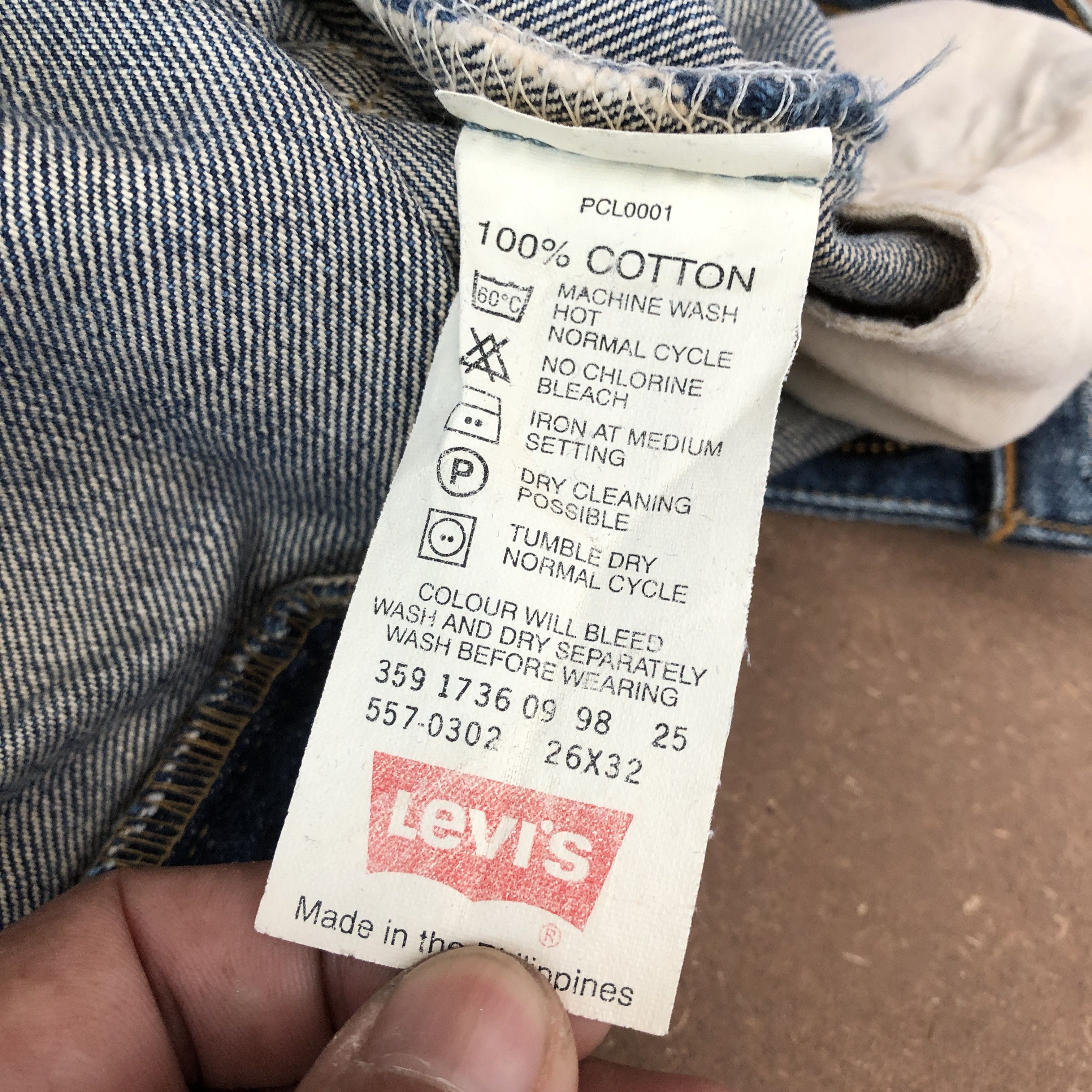 Levi's Vintage 90s Levis 557 Jeans Levi's Stone Wash Faded Denim Size 28" / US 6 / IT 42 - 9 Thumbnail