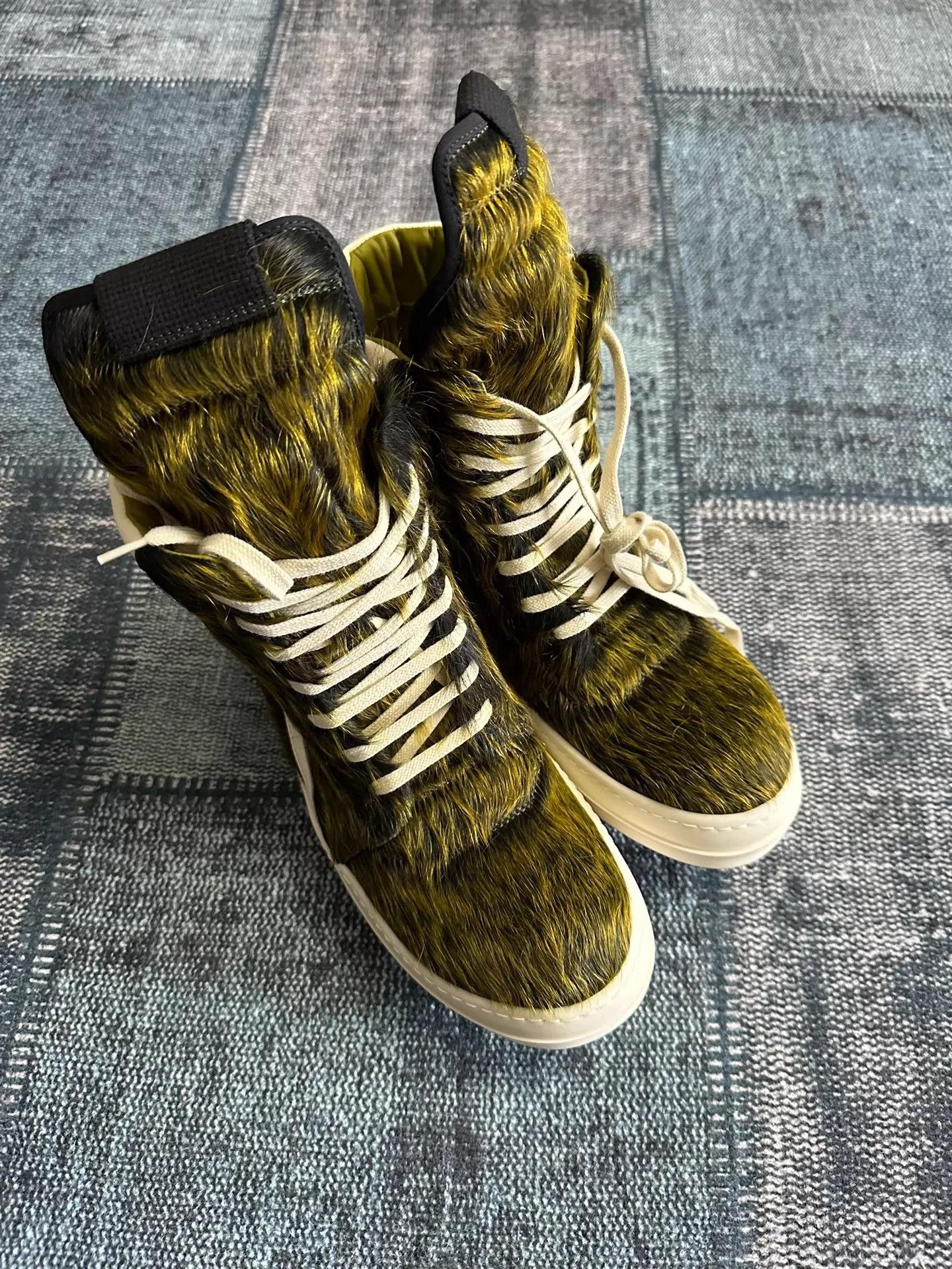 Rick Owens Rick Owens 23aw Acid Green Horsehair Triangle 41 Size US 8 / EU 41 - 3 Thumbnail