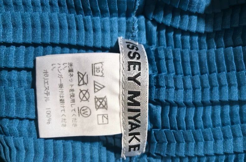 Issey Miyake Issey Miyake size:2 Lake blue pleated short-sleeved shirt Size XS / US 0-2 / IT 36-38 - 3 Thumbnail