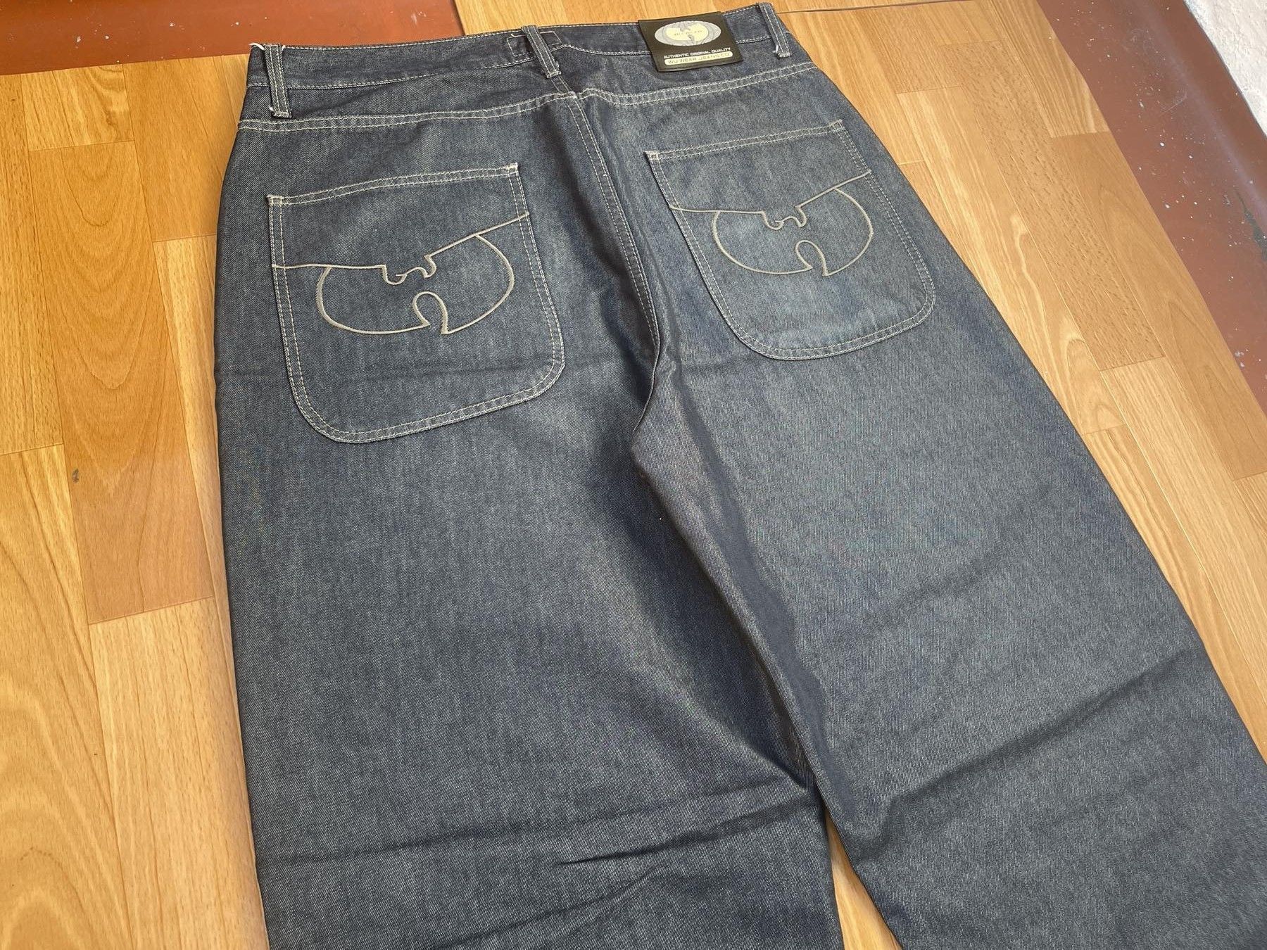 Wu-Tang Clan Wu Wear jeans, shiny gray silver Wu-Tang Clan, 90s baggy 34 Size US 34 / EU 50 - 8 Thumbnail