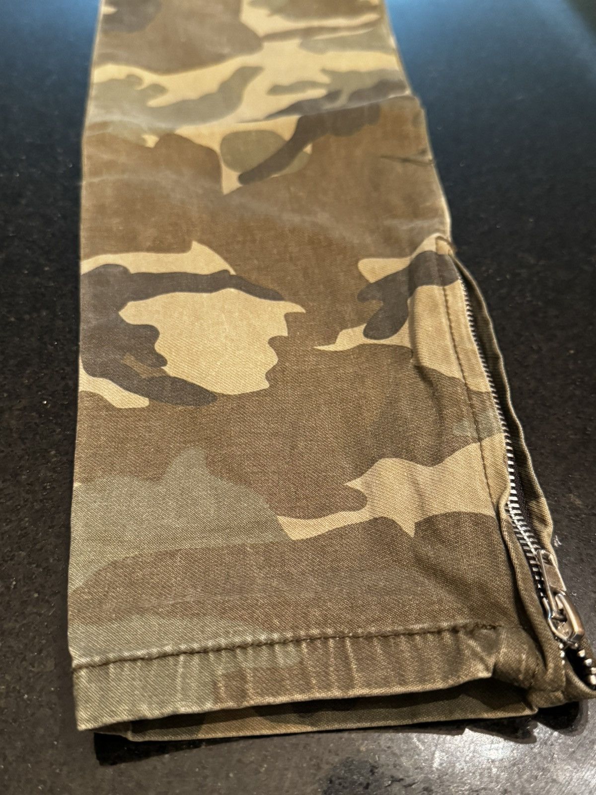 Pacsun Pacsun Camo Cargo pants slim ankle zips Size US 31 - 3 Thumbnail